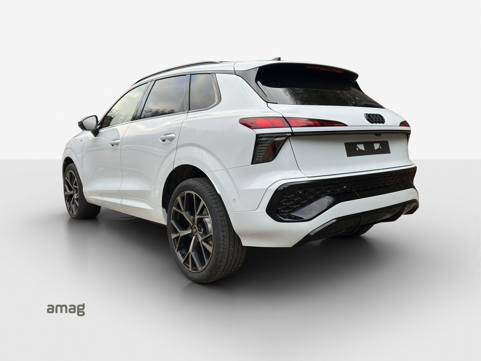 AUDI Q3 SUV TFSI 110 kW, Petrol, New car, Automatic - 3
