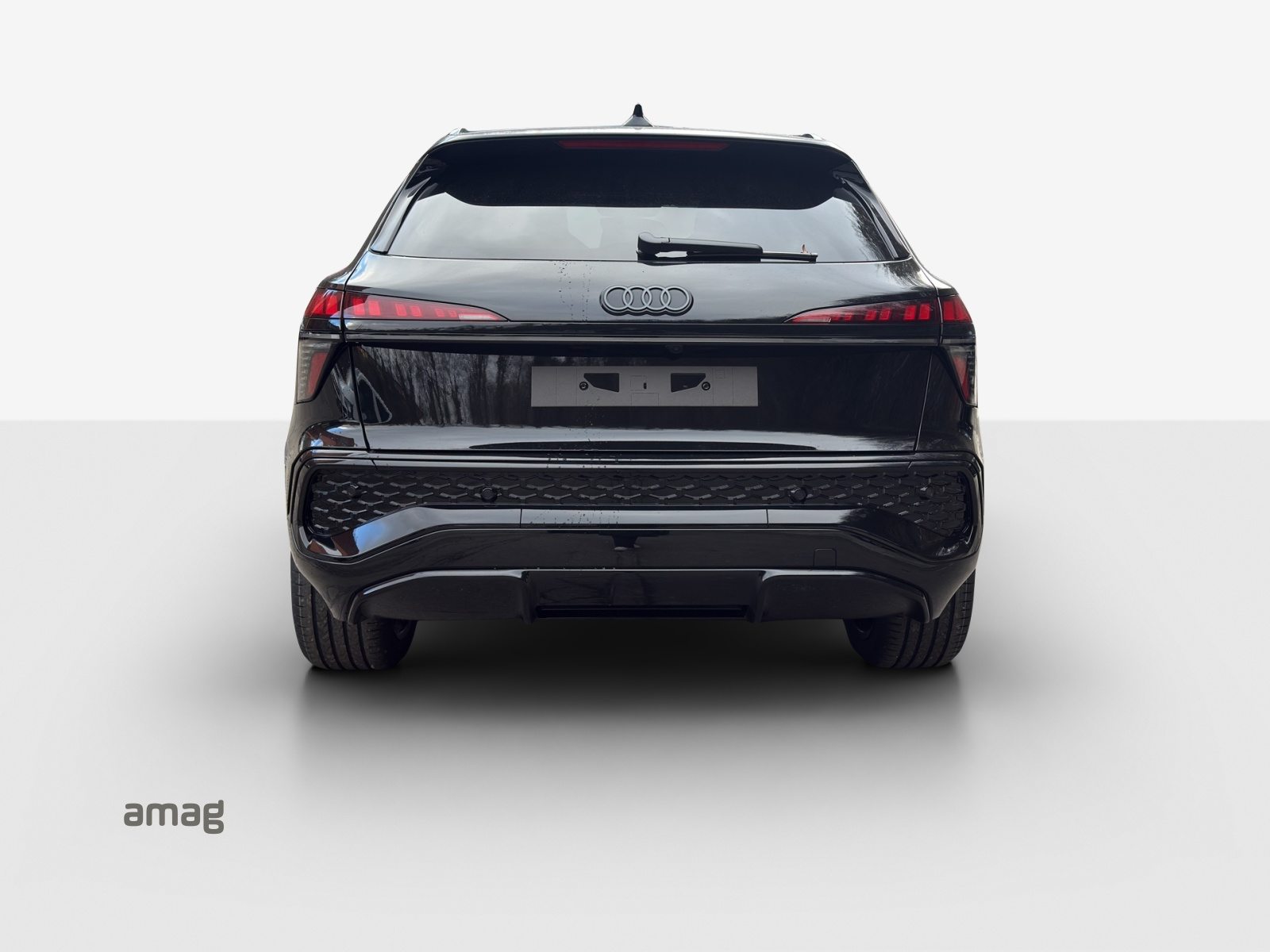 AUDI Q3 SUV TFSI 110 kW, Benzina, Auto nuove, Automatico - 4