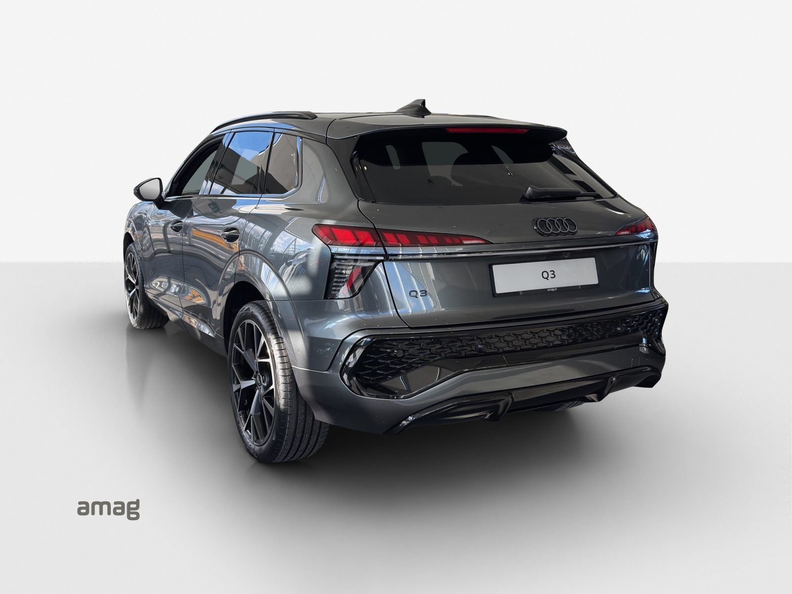 AUDI Q3 SUV TFSI 110 kW, Benzina, Auto nuove, Automatico - 3