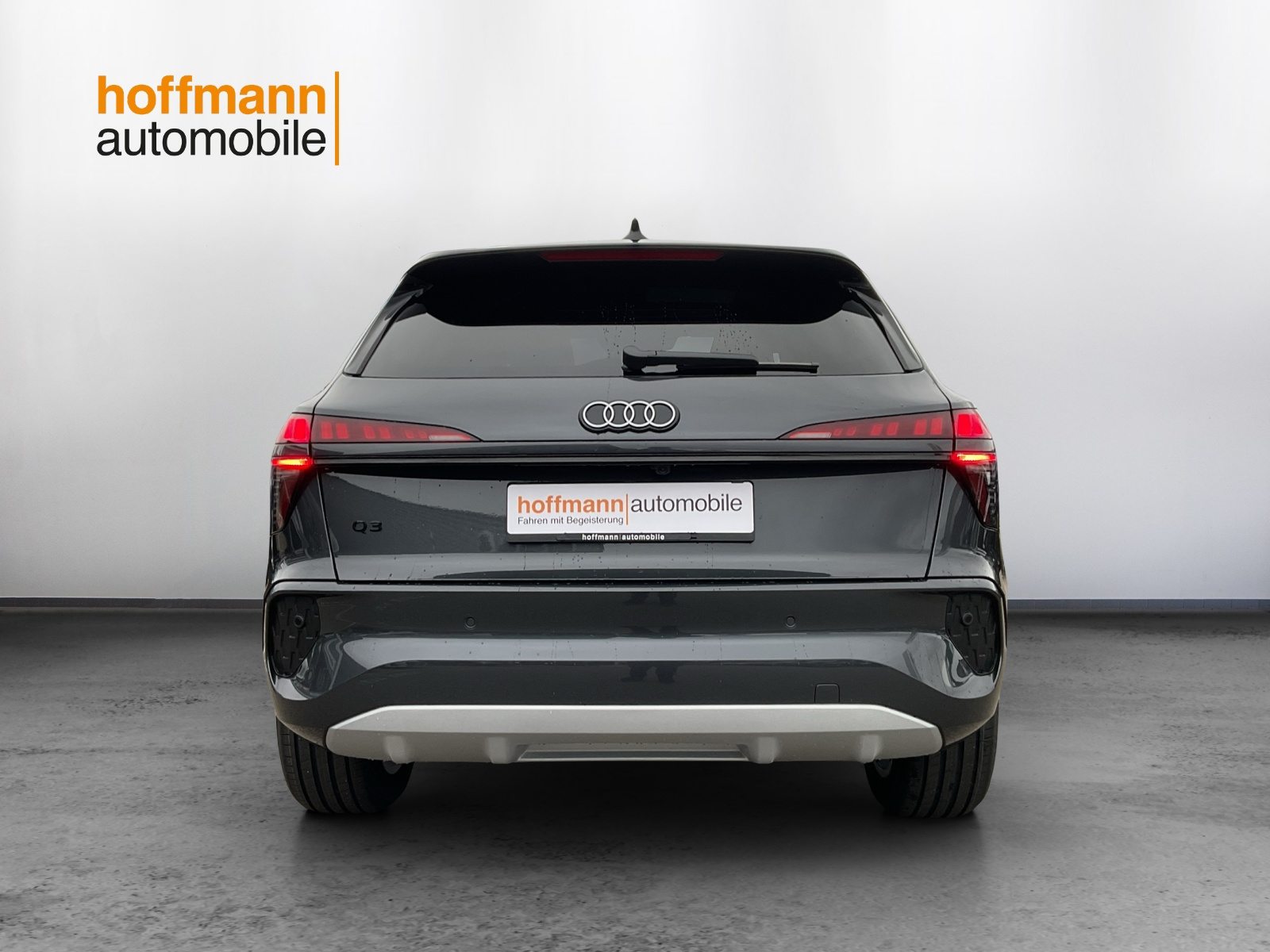 AUDI Q3 SUV e-hybrid 200 kW, Full-Hybrid Petrol/Electric, New car, Automatic - 5