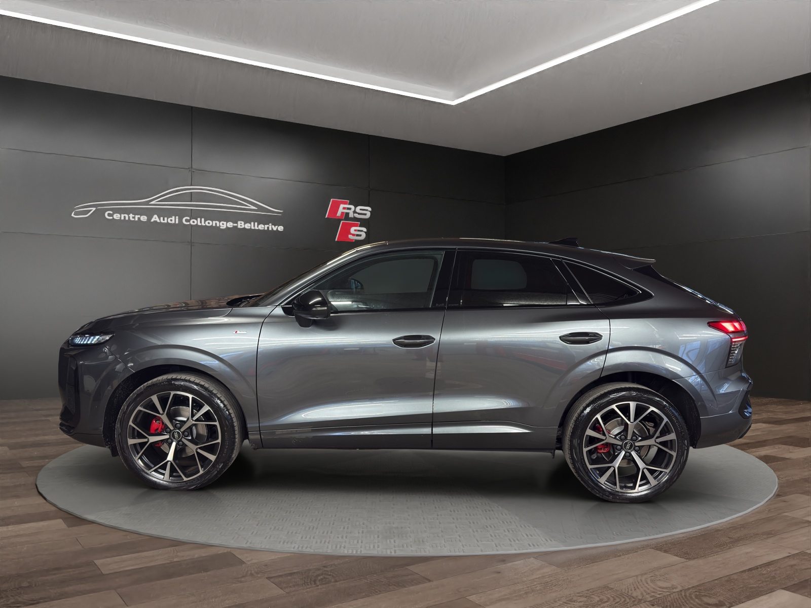 AUDI Q3 SB TFSI 110 kW, Benzina, Auto nuove, Automatico - 3