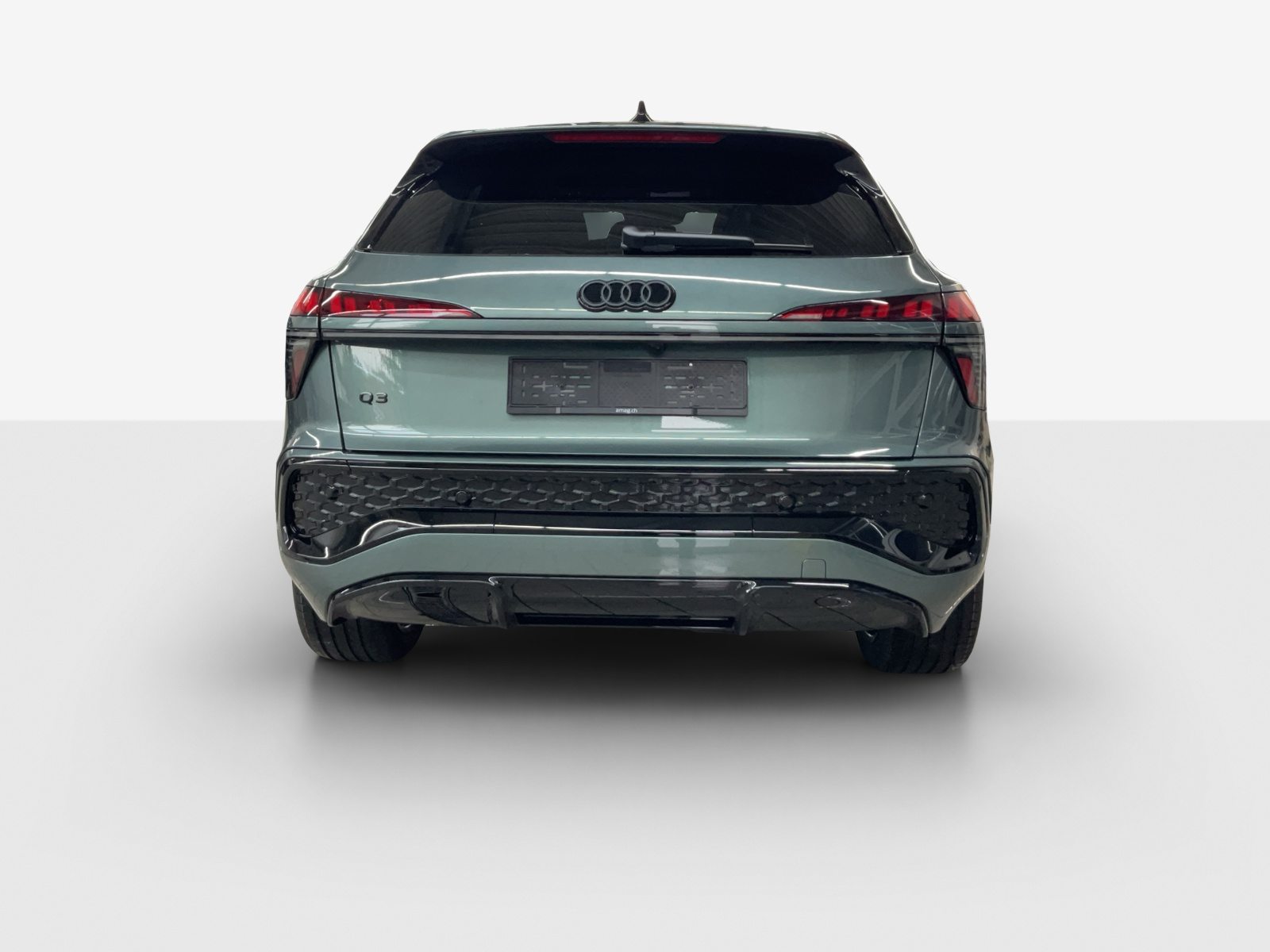 AUDI Q3 SUV TFSI 110 kW, Essence, Voiture nouvelle, Automatique - 4