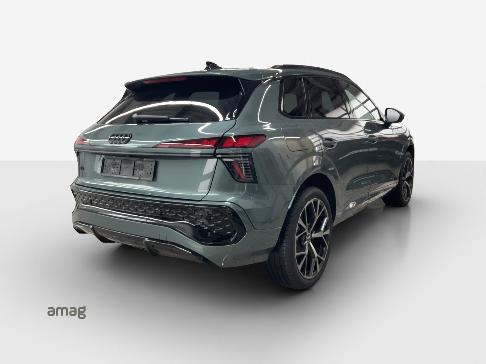 AUDI Q3 SUV TFSI 110 kW, Essence, Voiture nouvelle, Automatique - 5