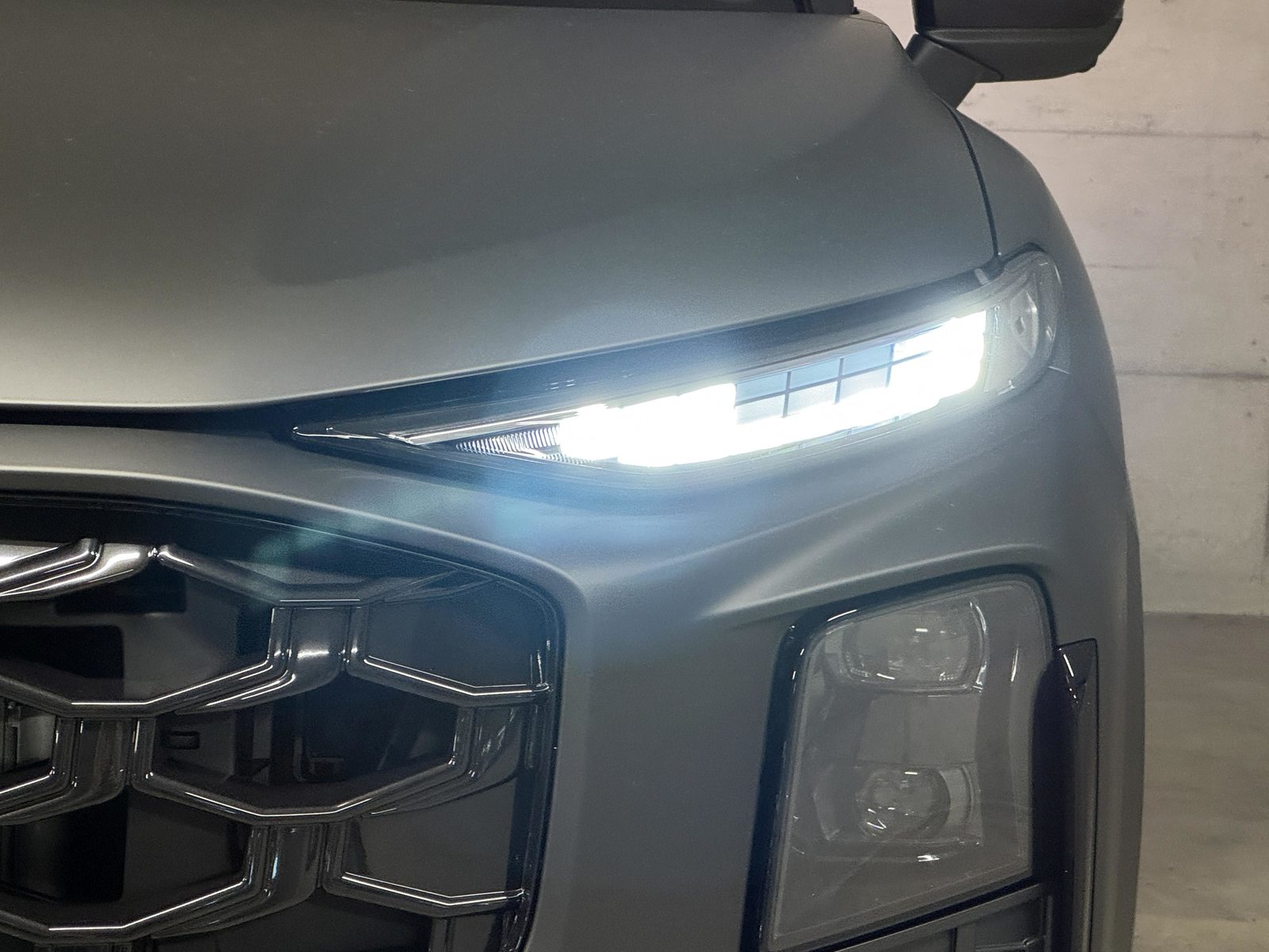 AUDI Q3 SB TFSI 195 kW, Essence, Voiture nouvelle, Automatique - 7