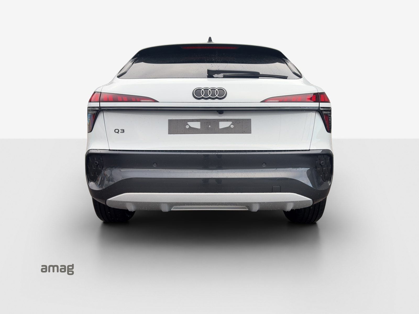 AUDI Q3 SB TFSI 110 kW, Essence, Voiture nouvelle, Automatique - 4