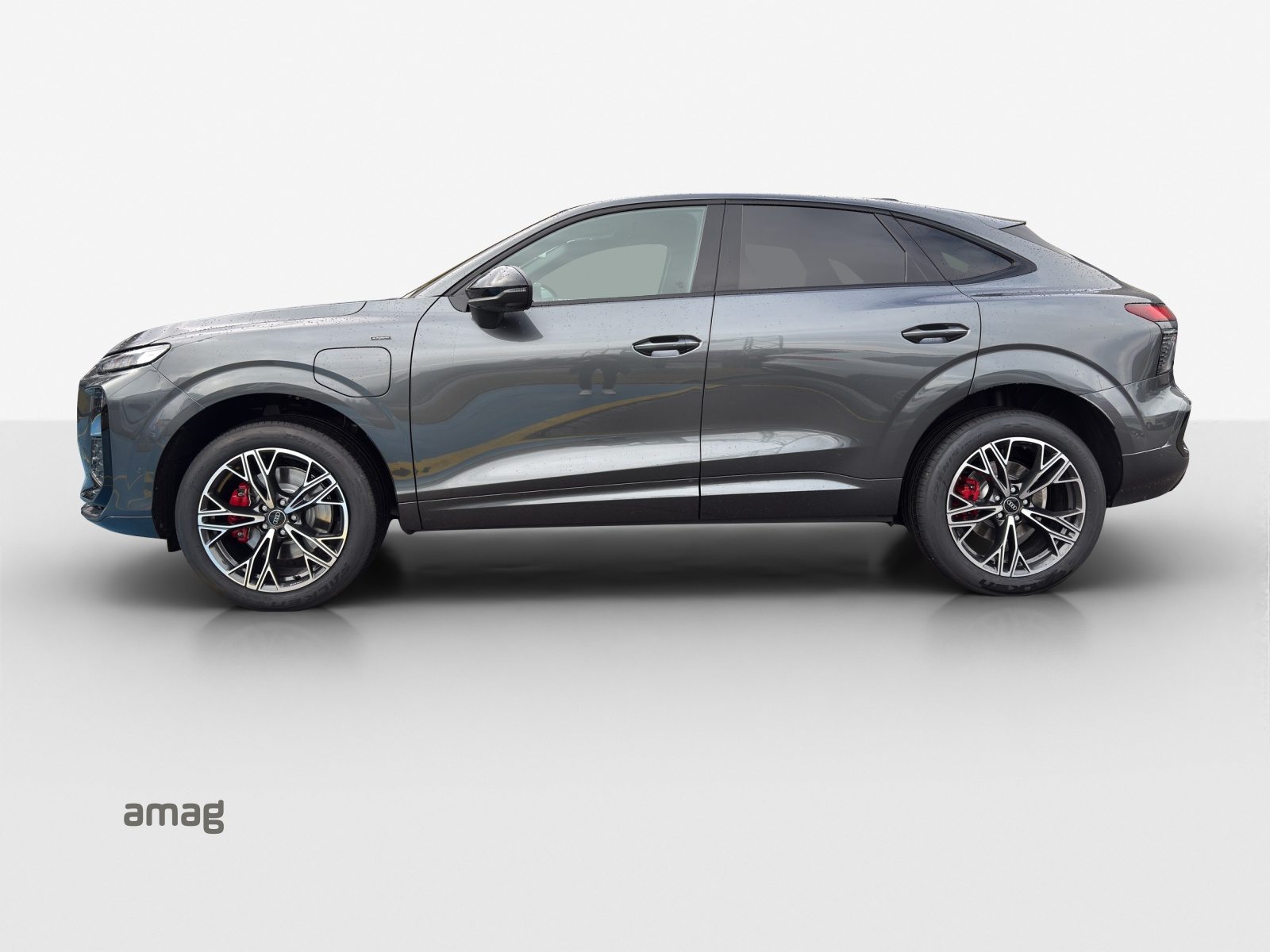 AUDI Q3 SB e-hybrid 200 kW, Voll-Hybrid Benzin/Elektro, Neuwagen, Automatik - 2