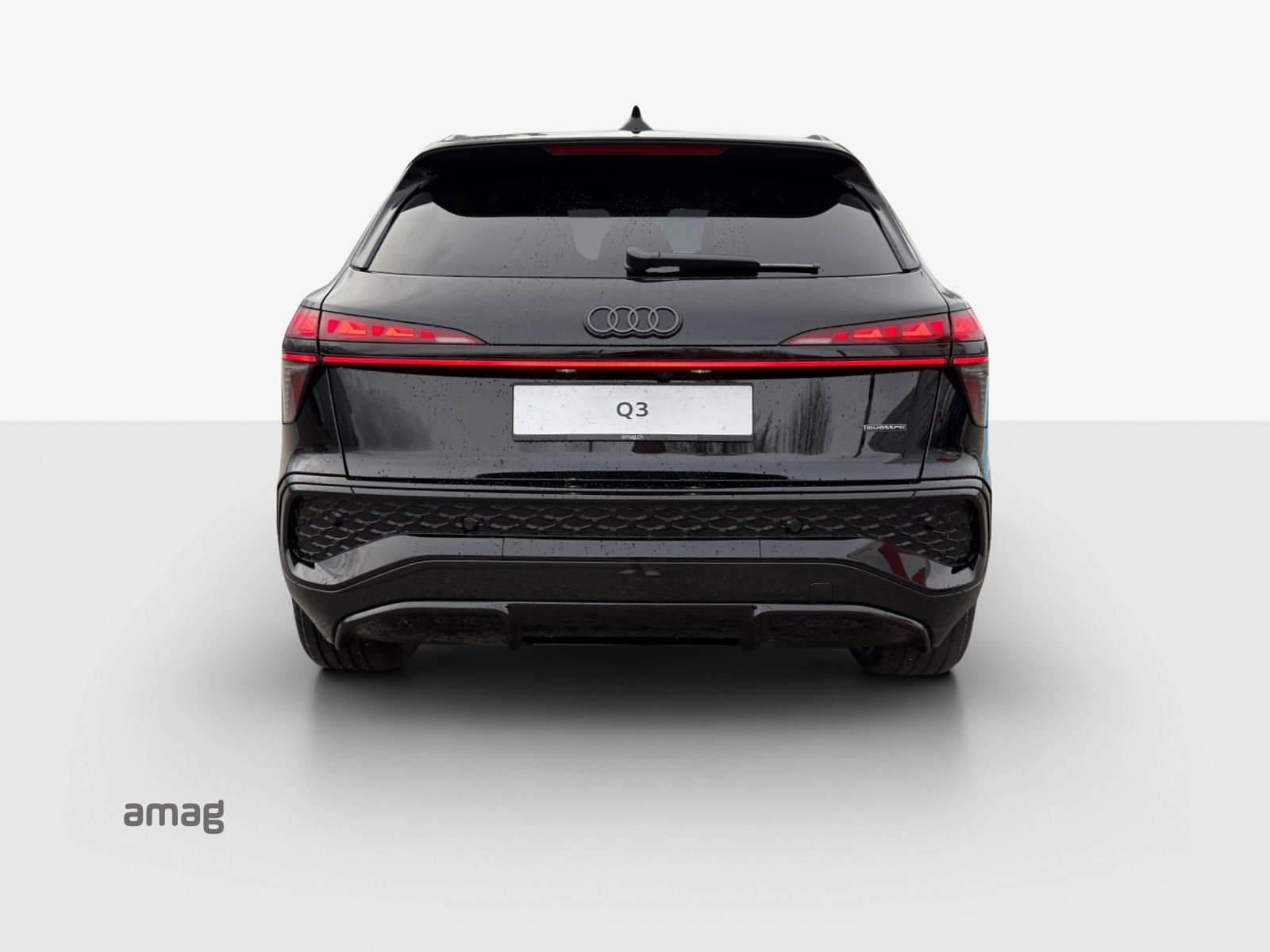 AUDI Q3 SUV TFSI 195 kW, Benzin, Neuwagen, Automatik - 4