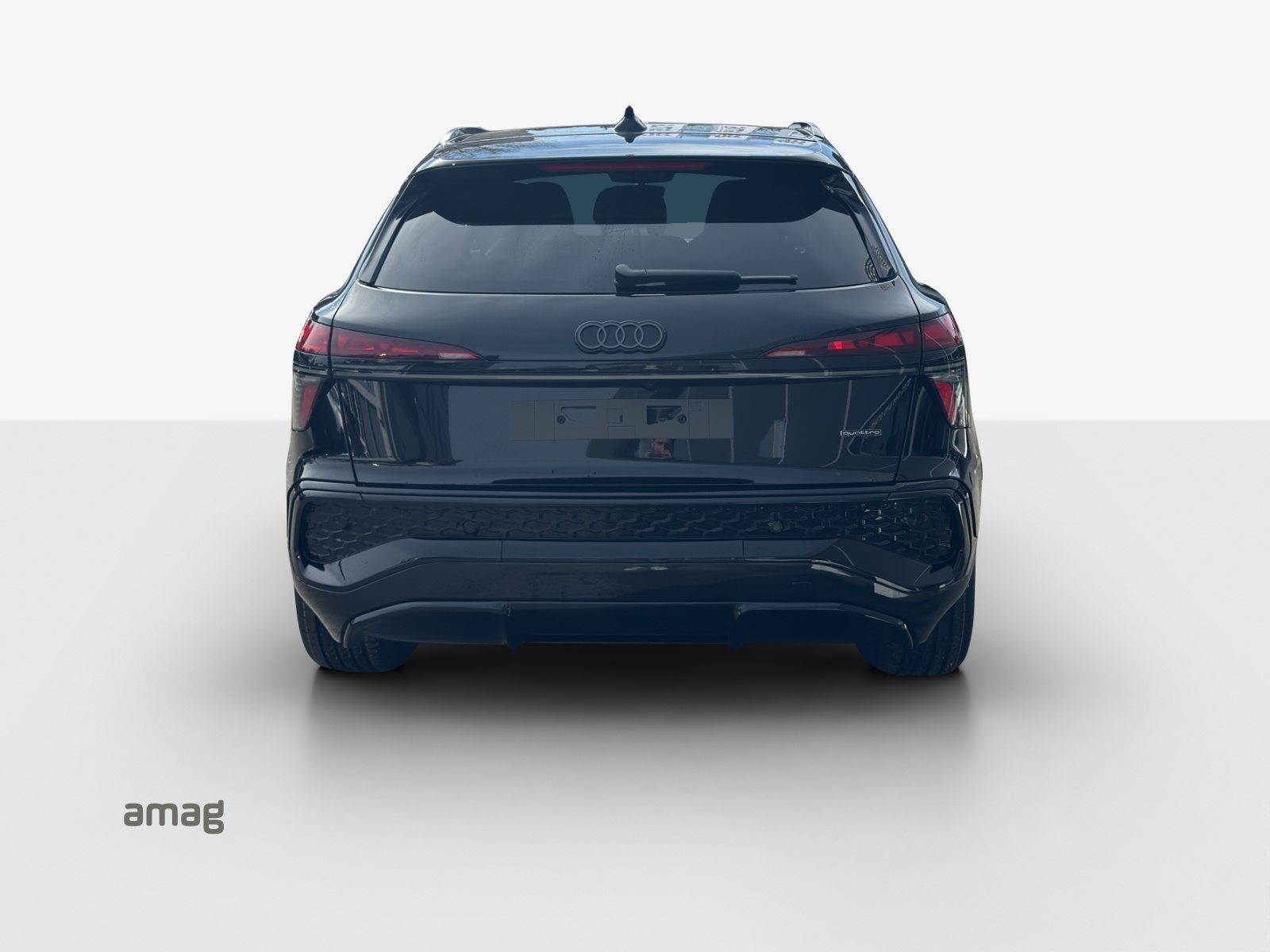 AUDI Q3 SUV TFSI 195 kW, Benzin, Neuwagen, Automatik - 4