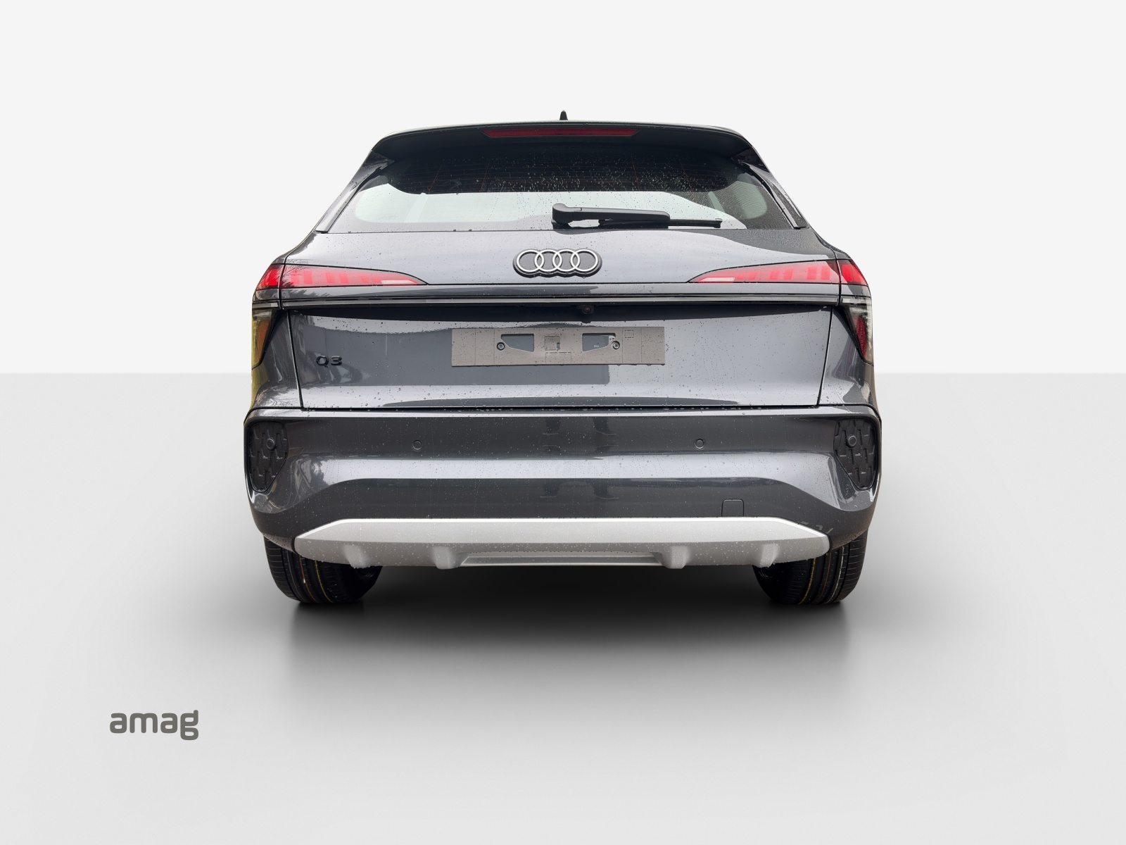 AUDI Q3 SUV TFSI 110 kW, Petrol, New car, Automatic - 4