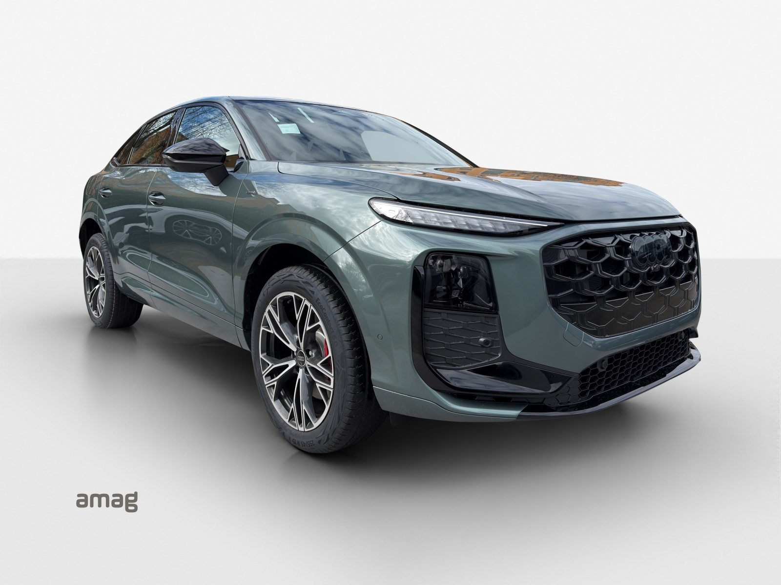 AUDI Q3 SB e-hybrid 200 kW, Full-Hybrid Petrol/Electric, New car, Automatic - 6