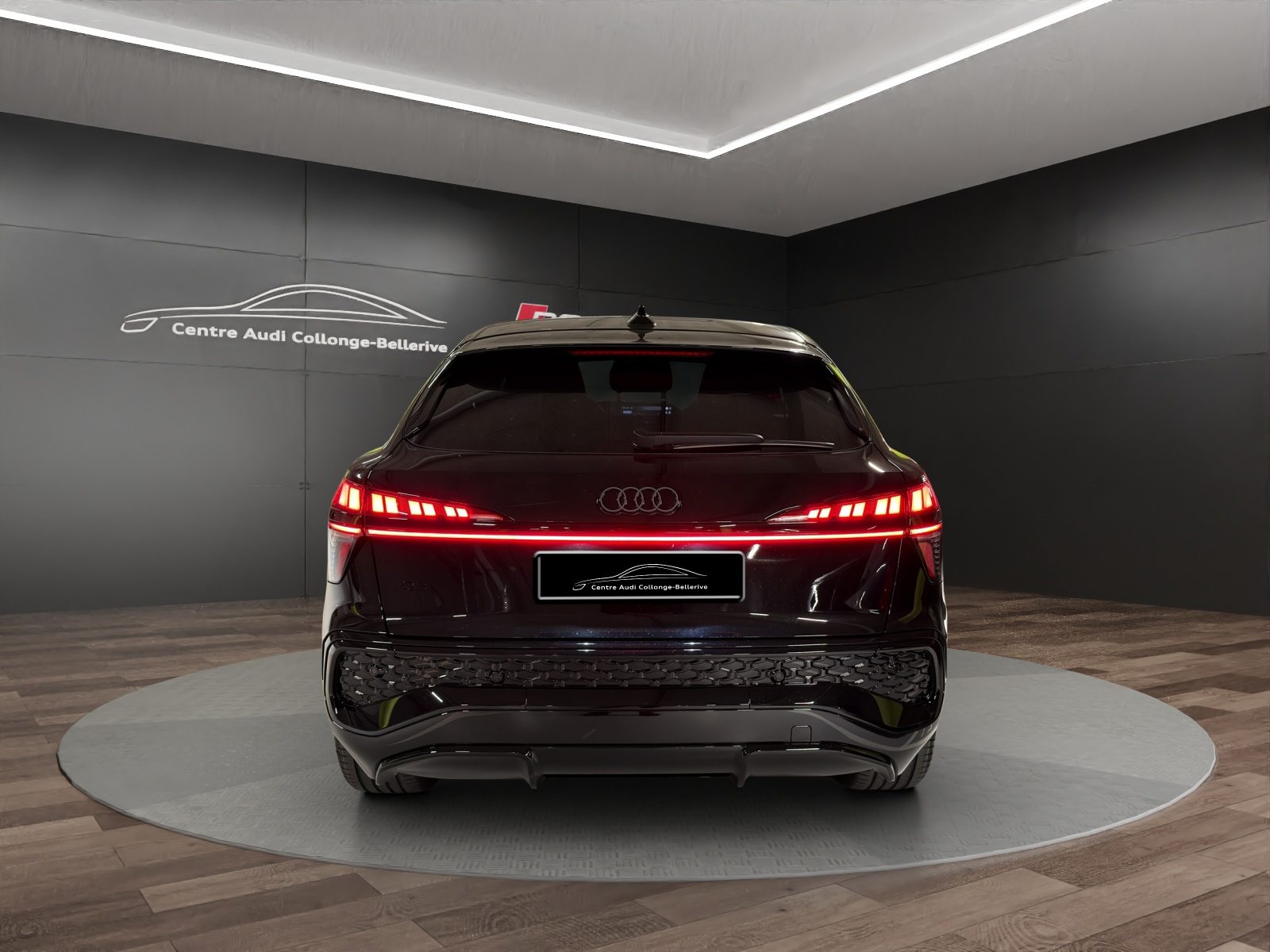 AUDI Q3 SB e-hybrid 200 kW, Hybride Integrale Benzina/Elettrica, Auto nuove, Automatico - 5