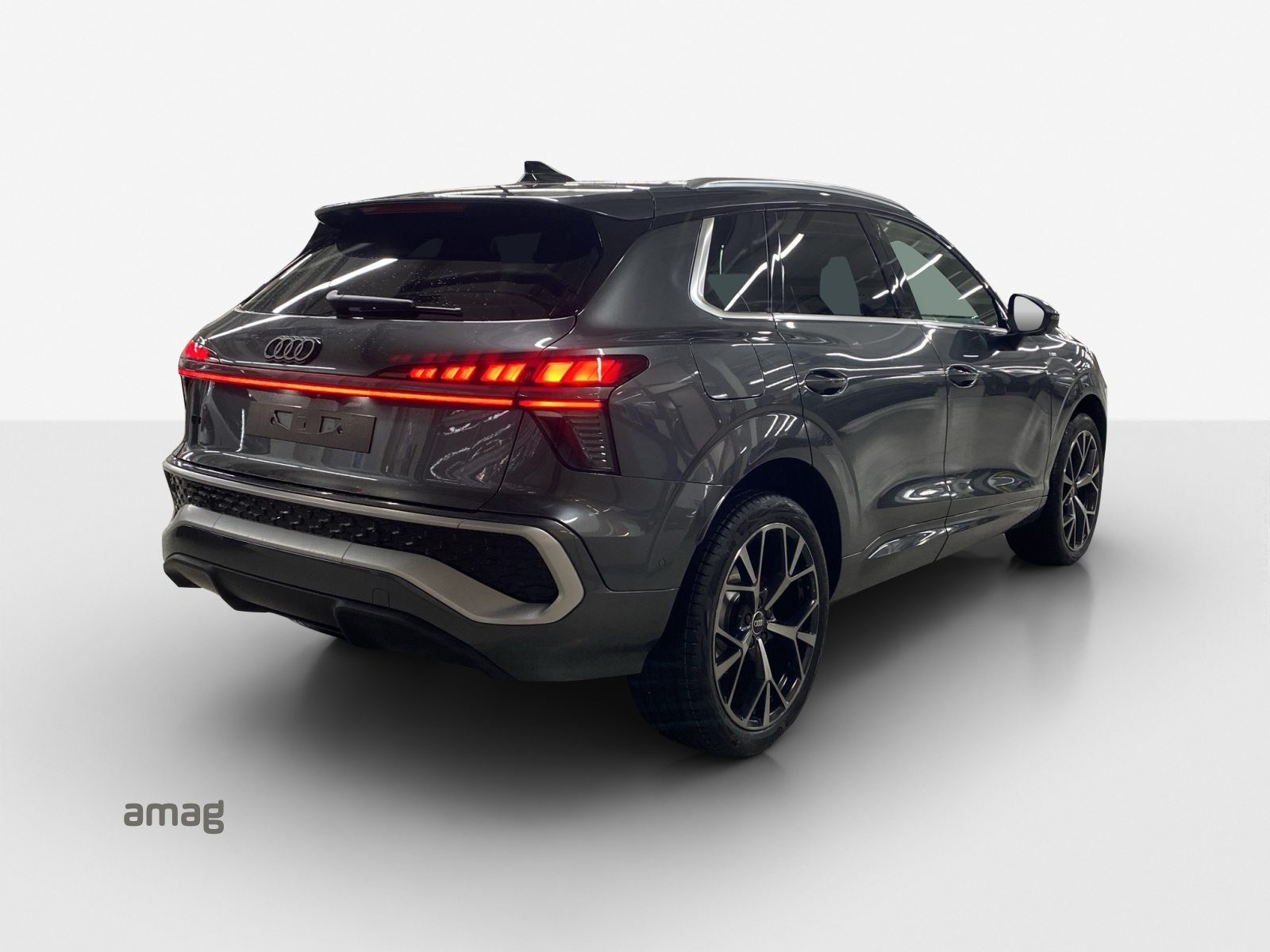 AUDI Q3 SUV TFSI 110 kW, Benzina, Auto nuove, Automatico - 4