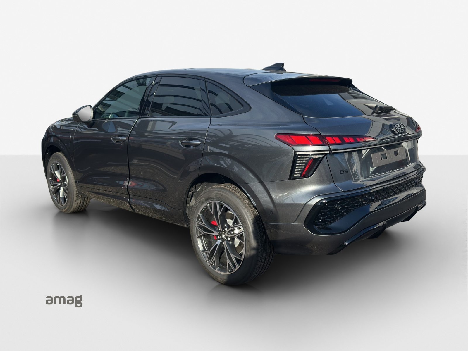 AUDI Q3 SB e-hybrid 200 kW, Voll-Hybrid Benzin/Elektro, Neuwagen, Automatik - 3