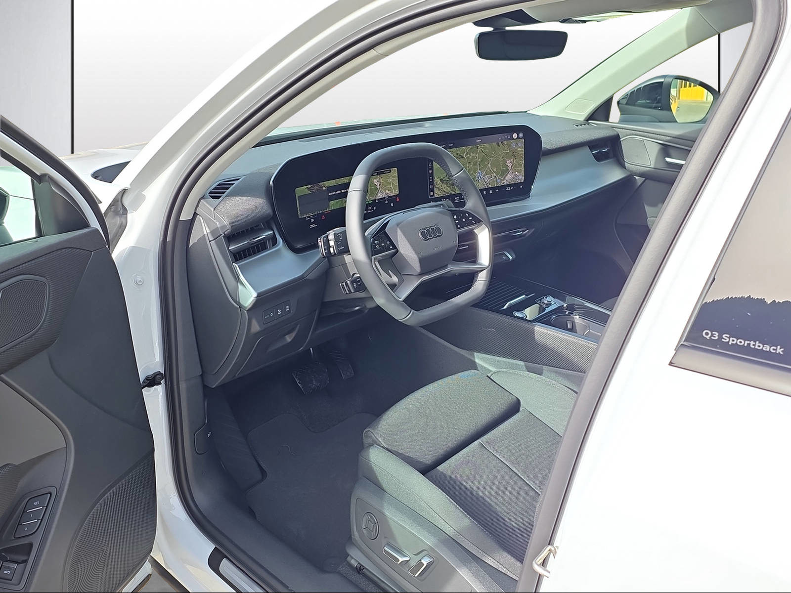AUDI Q3 SB TFSI 150 kW, Petrol, New car, Automatic - 6