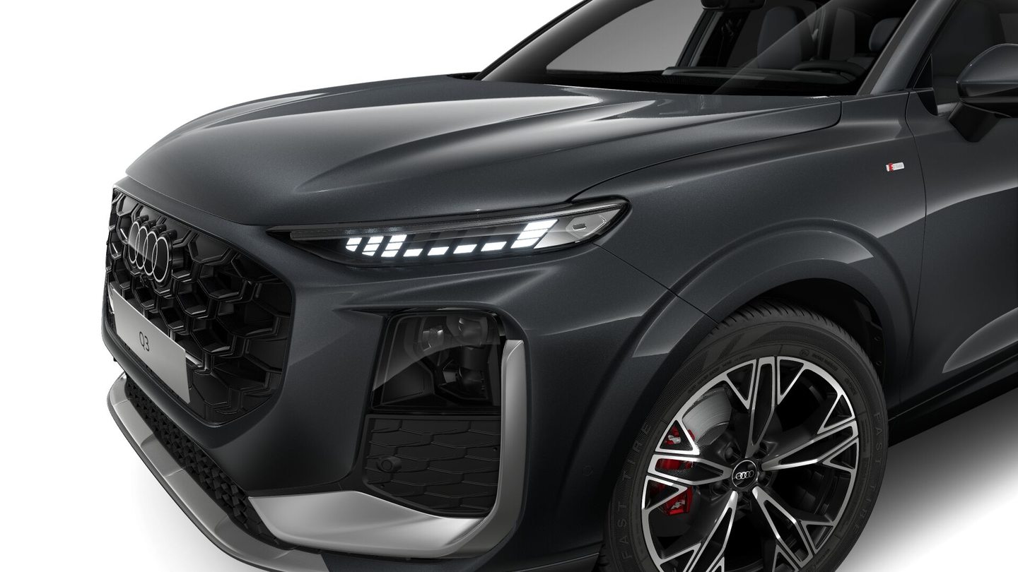 AUDI Q3 SUV TFSI 110 kW, Benzina, Auto nuove, Automatico - 2