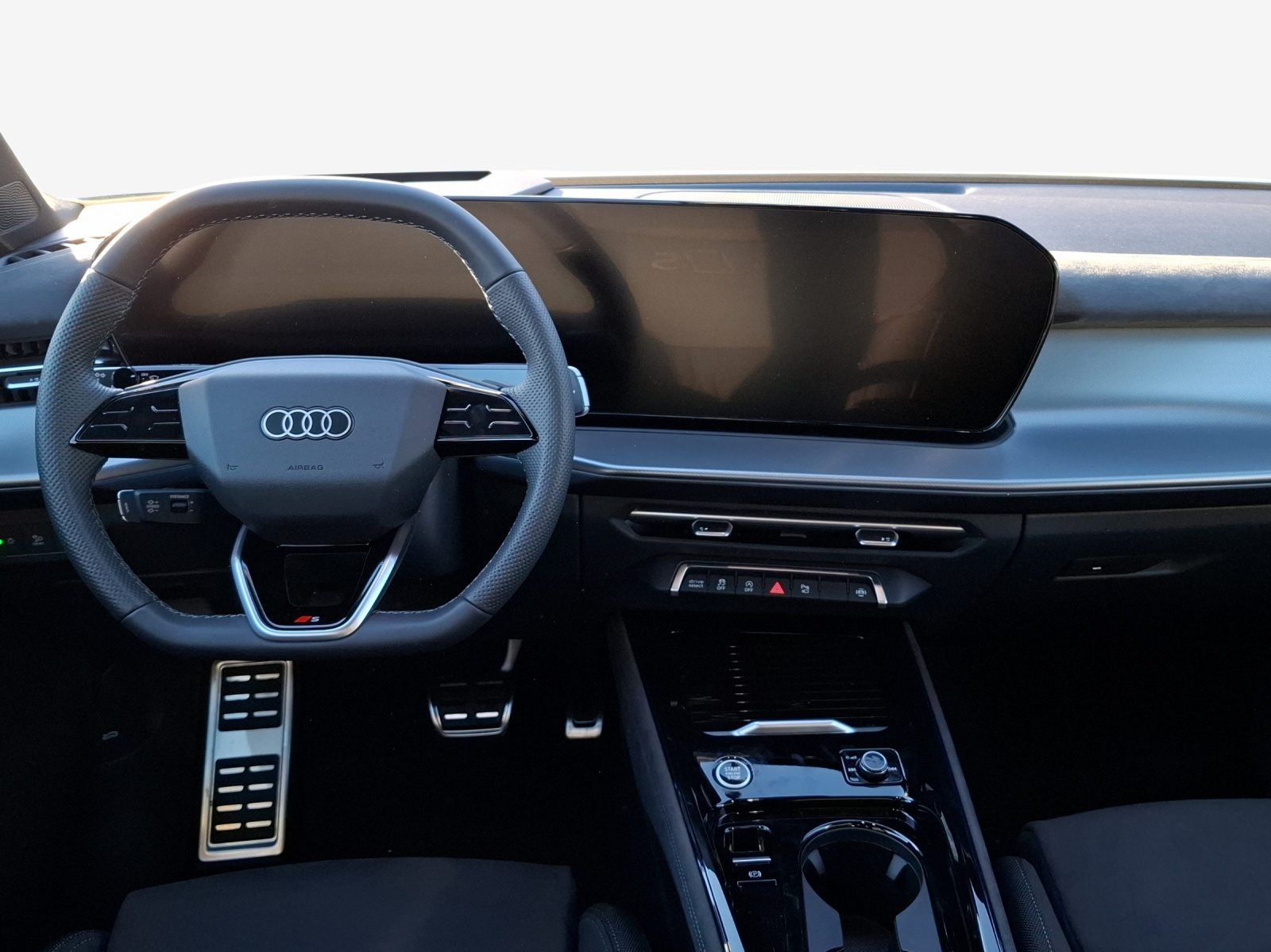 AUDI Q3 SUV TFSI 110 kW, Petrol, New car, Automatic - 4