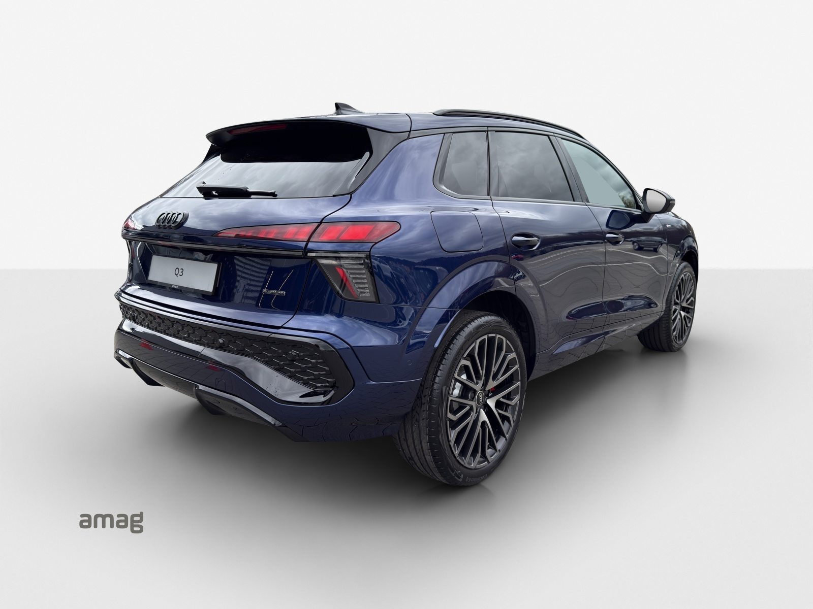 AUDI Q3 SUV TFSI 195 kW, Benzin, Neuwagen, Automatik - 5