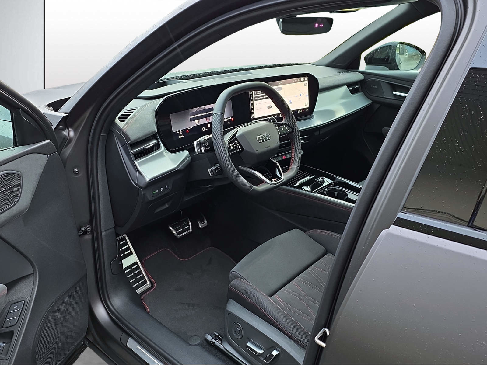 AUDI Q3 SB TFSI 195 kW, Petrol, New car, Automatic - 6