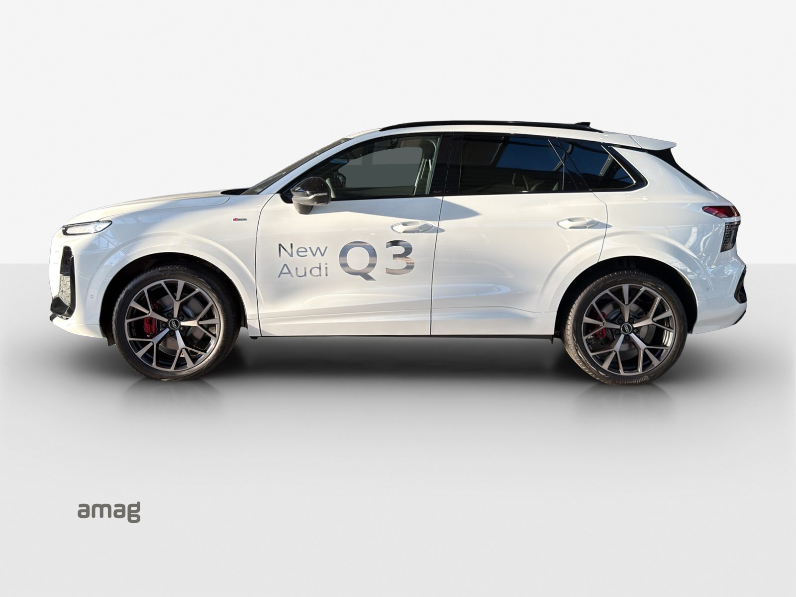 AUDI Q3 SUV TFSI 195 kW, Benzin, Neuwagen, Automatik - 2