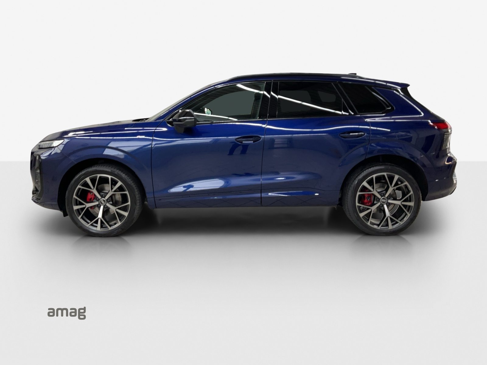 AUDI Q3 SUV TFSI 110 kW, Essence, Voiture nouvelle, Automatique - 2