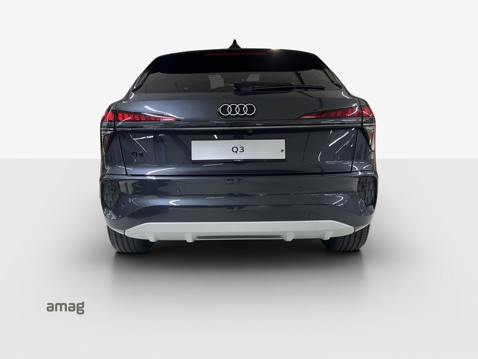 AUDI Q3 SB e-hybrid 200 kW, Hybride Intégral Essence/Électricité, Voiture nouvelle, Automatique - 4