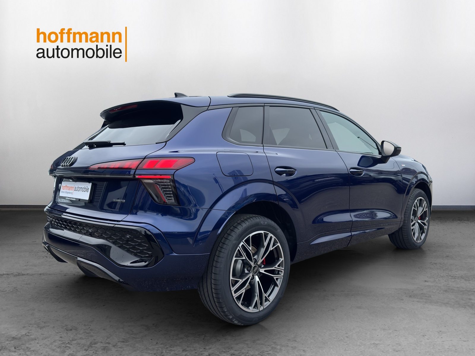 AUDI Q3 SUV TFSI 150 kW, Benzina, Auto nuove, Automatico - 4
