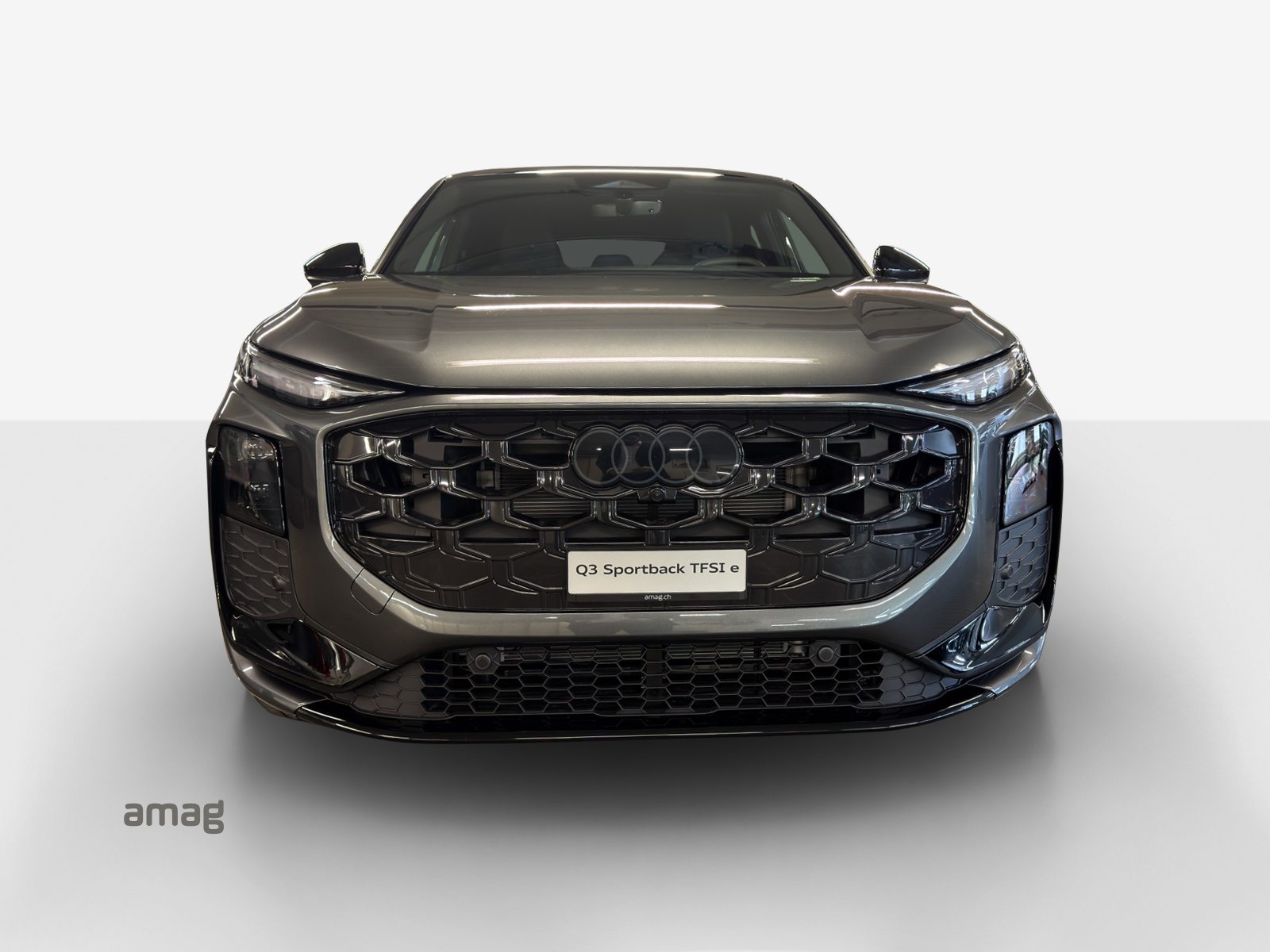 AUDI Q3 SB e-hybrid 200 kW, Full-Hybrid Petrol/Electric, New car, Automatic - 7