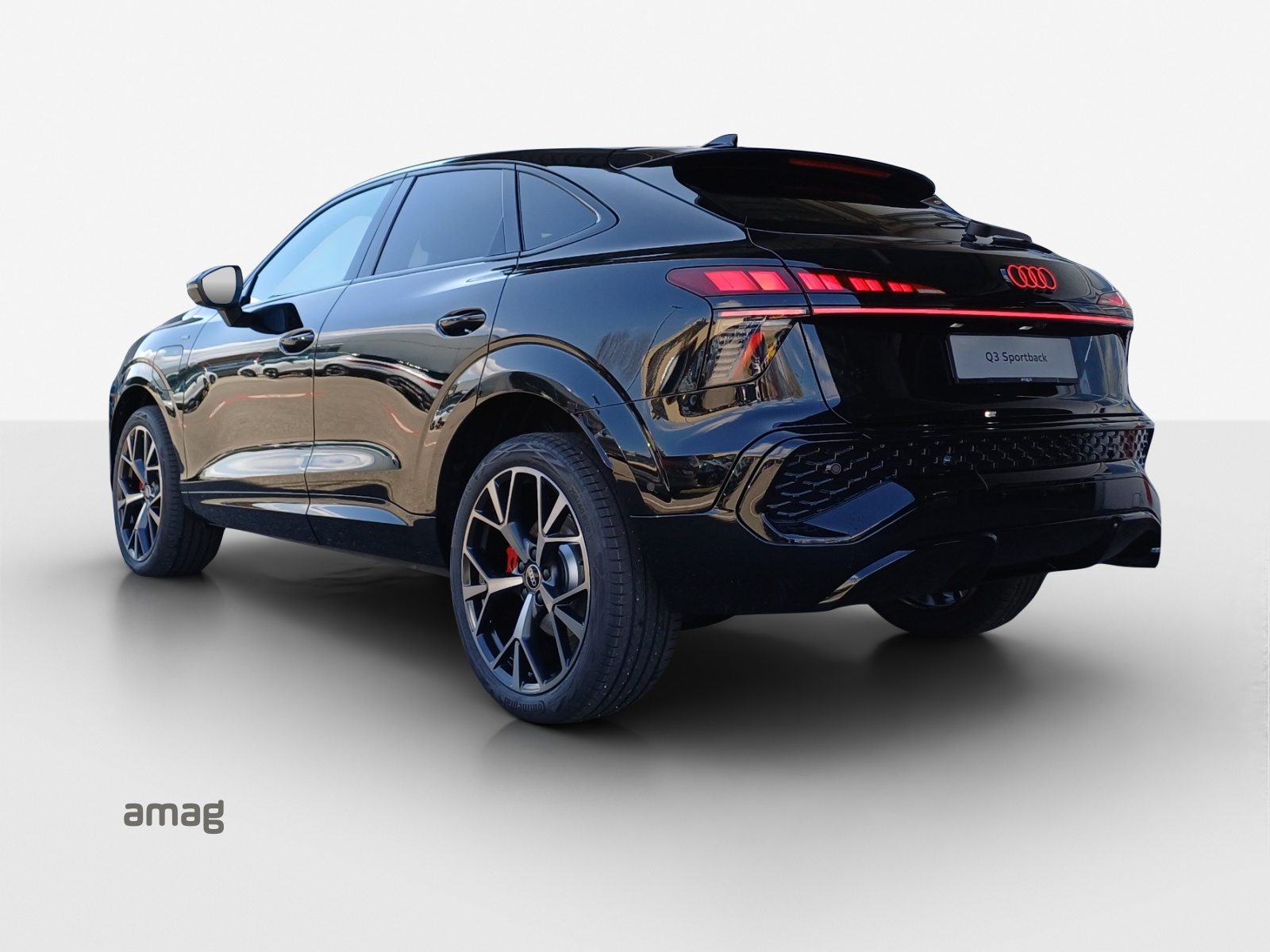 AUDI Q3 SB e-hybrid 200 kW, Full-Hybrid Petrol/Electric, New car, Automatic - 3