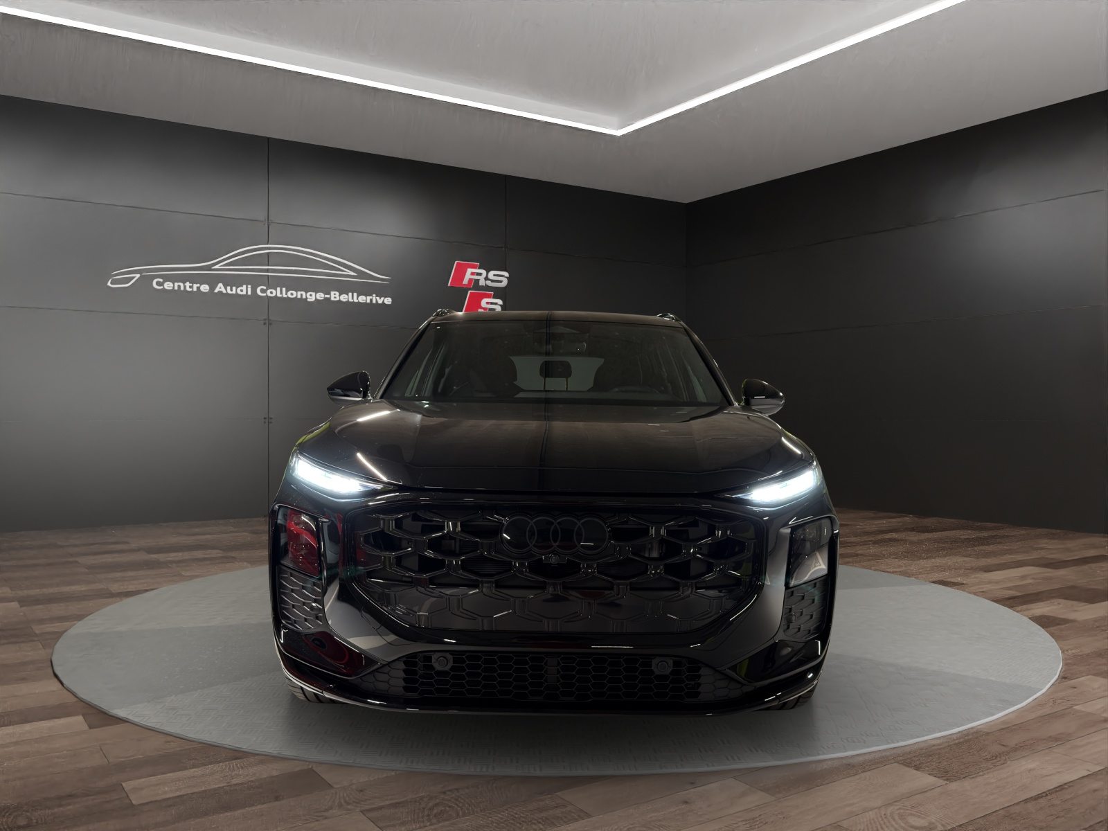 AUDI Q3 SUV TFSI 110 kW, Essence, Voiture nouvelle, Automatique - 2