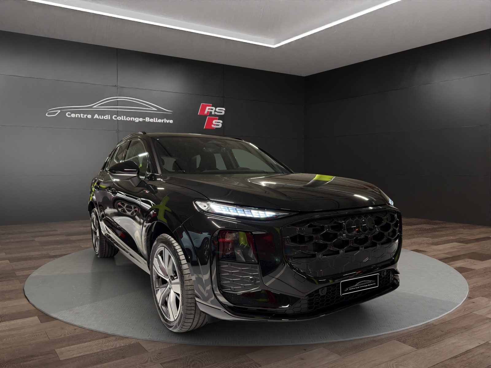 AUDI Q3 SUV TFSI 110 kW, Essence, Voiture nouvelle, Automatique - 7