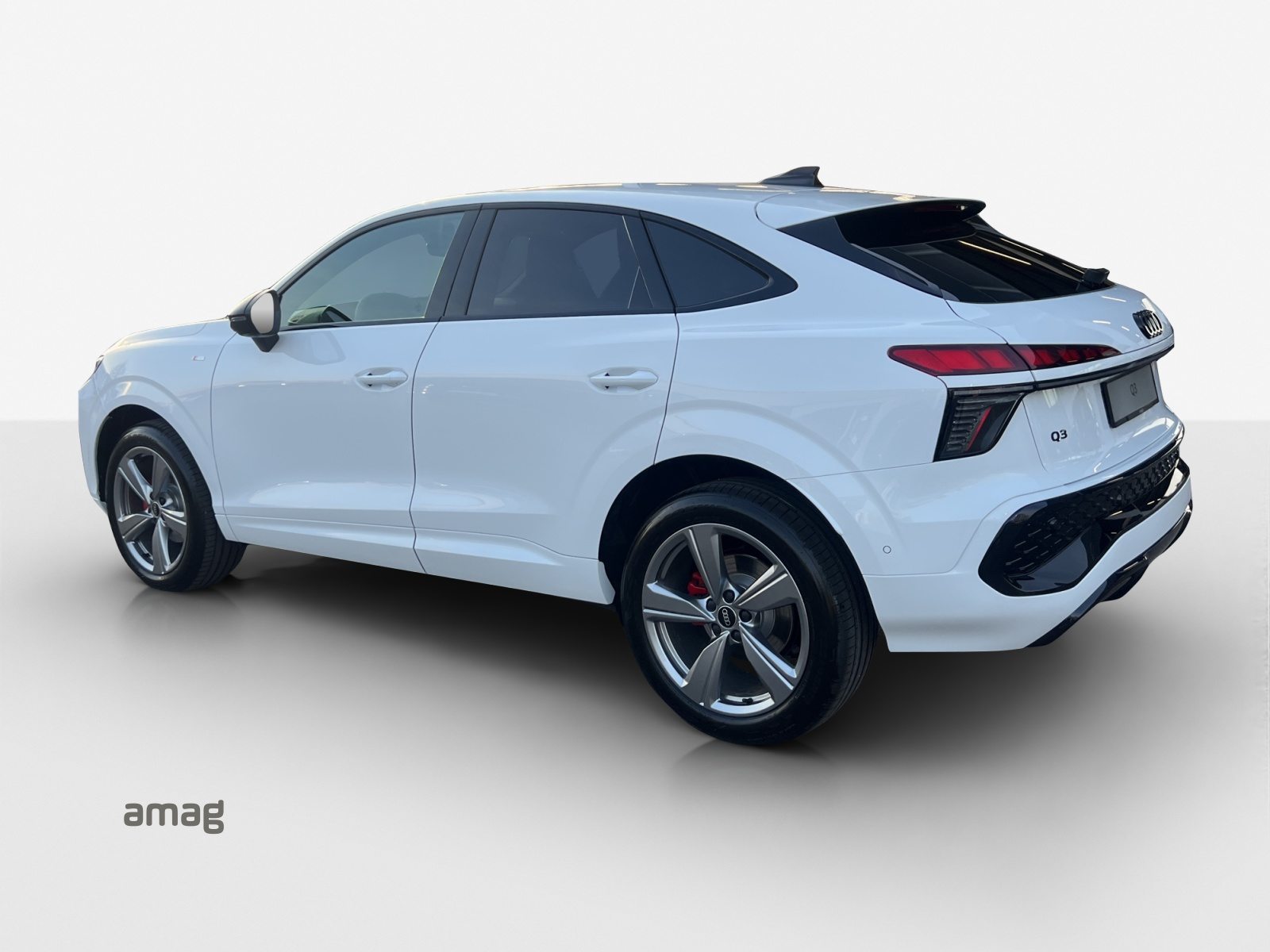 AUDI Q3 SB TFSI 110 kW, Essence, Voiture nouvelle, Automatique - 3