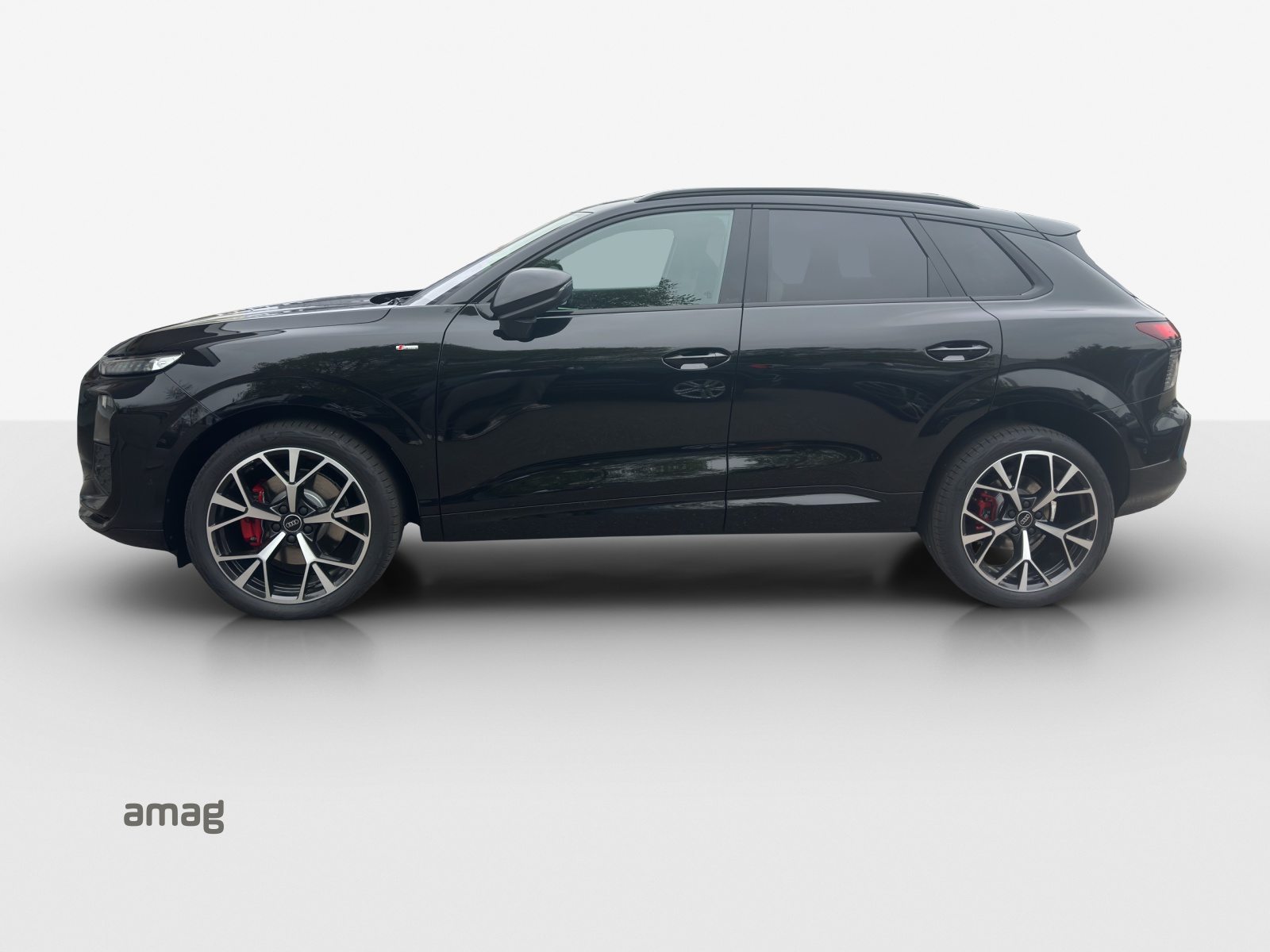 AUDI Q3 SUV TFSI 150 kW, Benzina, Auto nuove, Automatico - 2