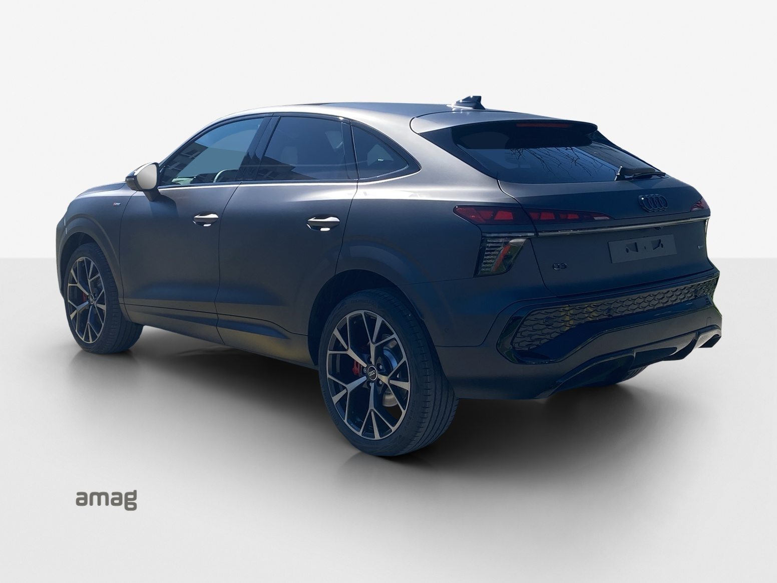 AUDI Q3 SB TFSI 195 kW, Benzin, Neuwagen, Automatik - 3