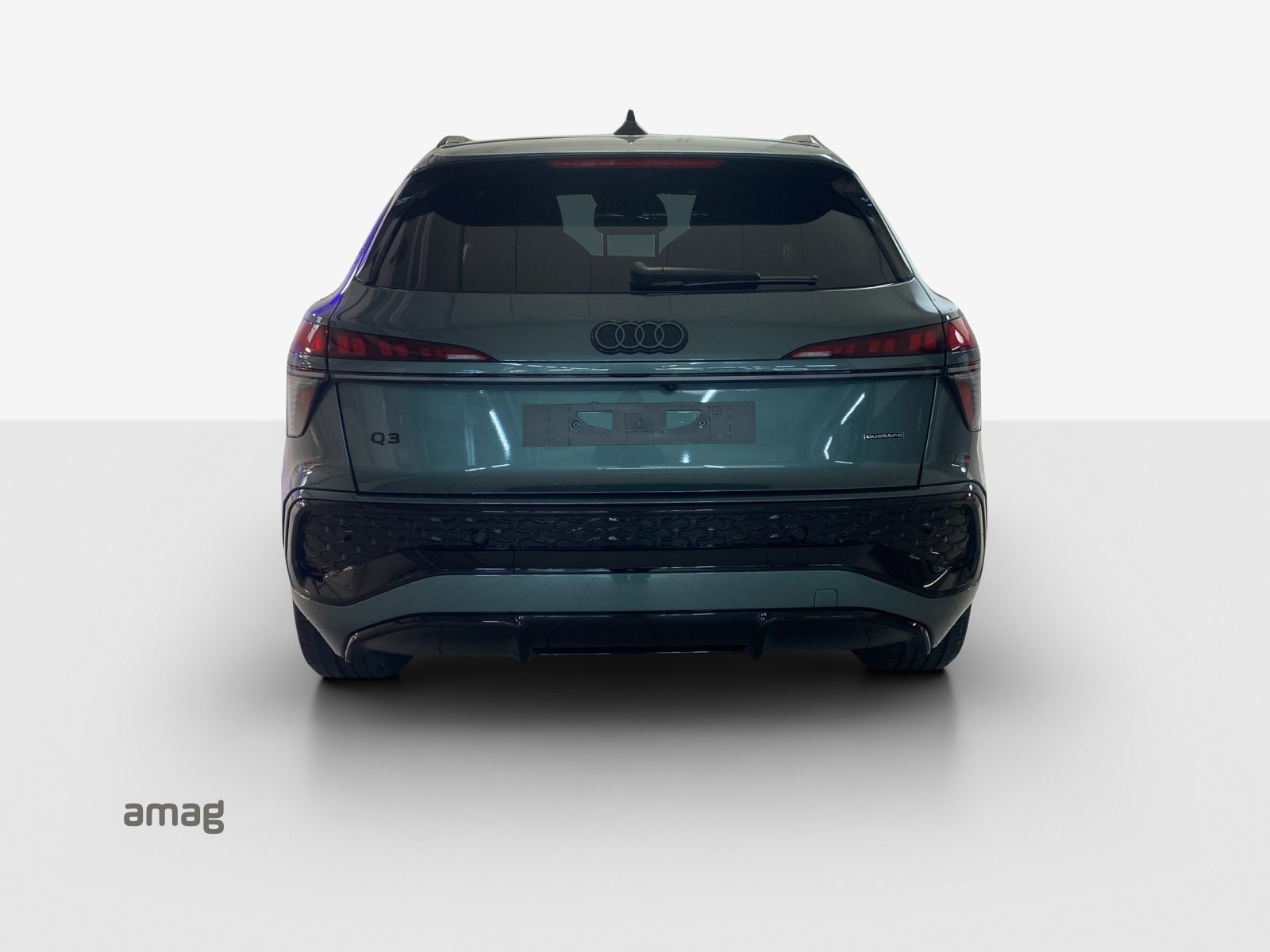 AUDI Q3 SUV TFSI 195 kW, Benzin, Neuwagen, Automatik - 4