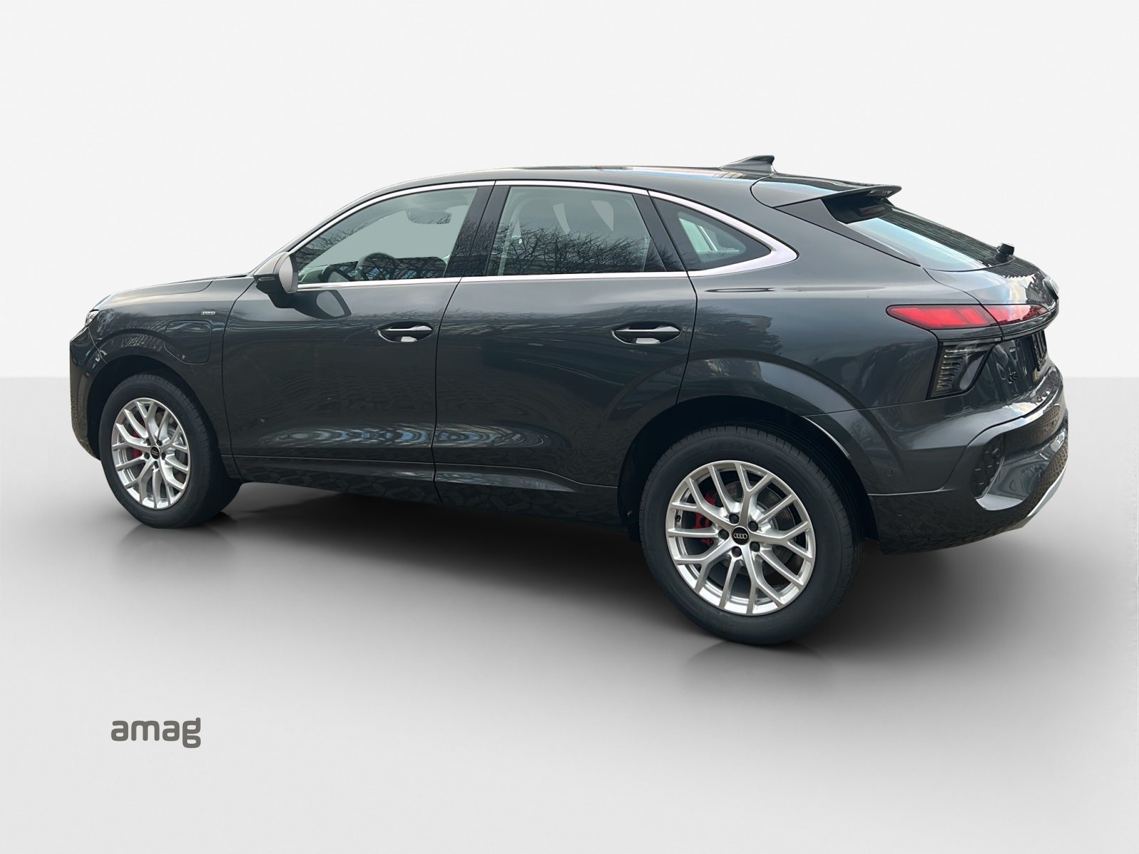 AUDI Q3 SB e-hybrid 200 kW, Full-Hybrid Petrol/Electric, New car, Automatic - 3