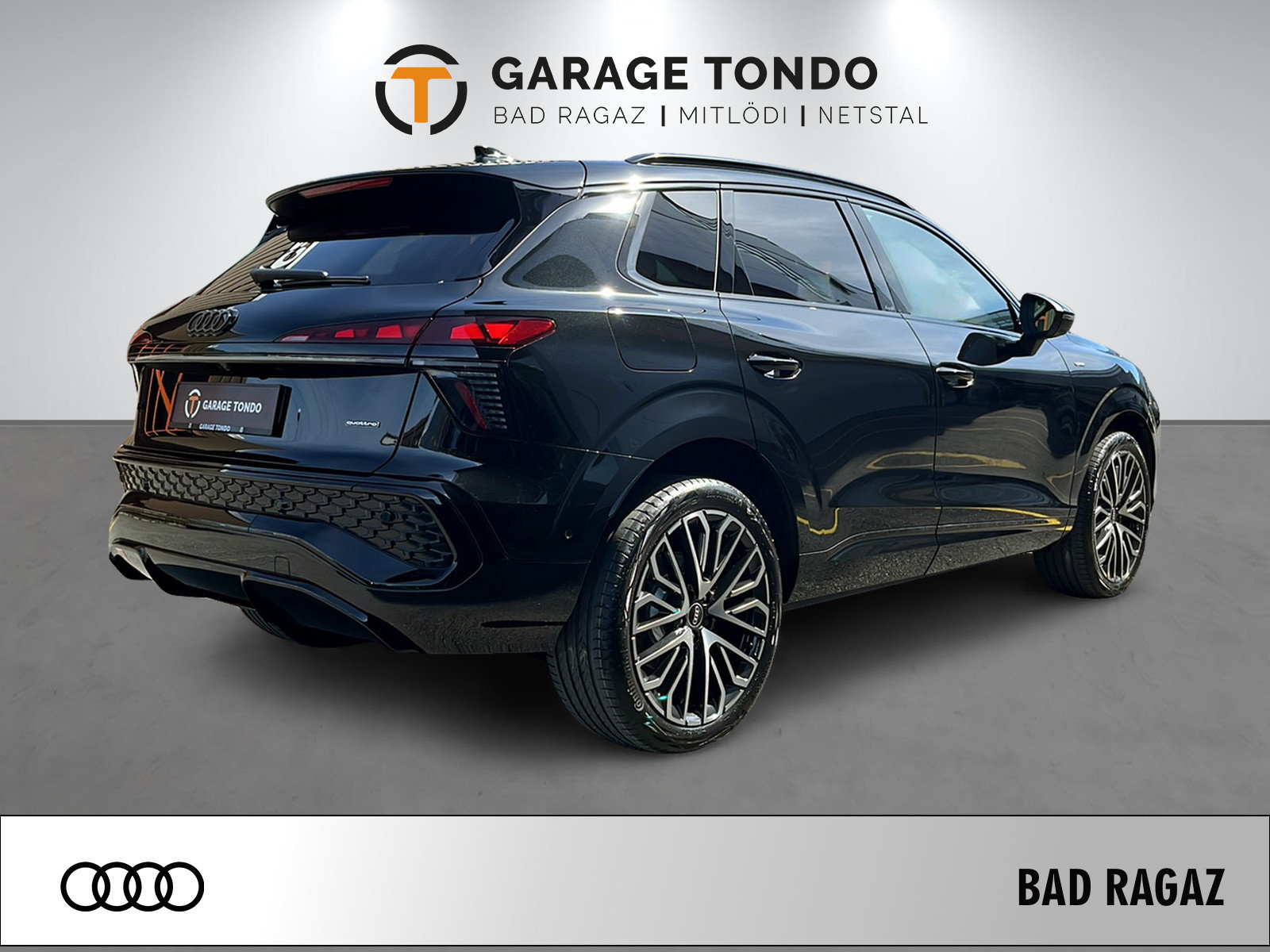 AUDI Q3 SUV 2.0 TFSI S line quattro S-Tronic, Benzin, Neuwagen, Automatik - 4
