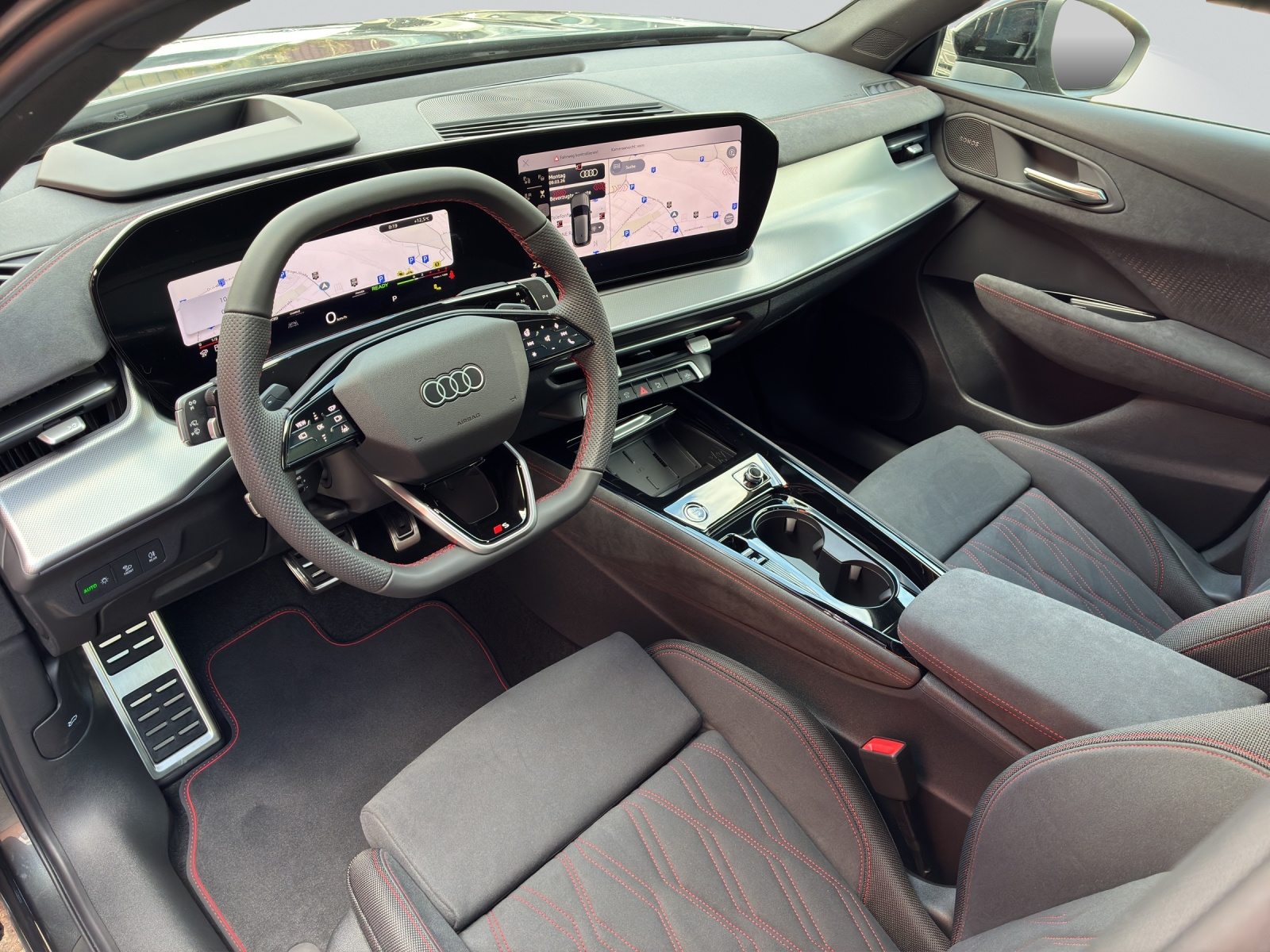 AUDI Q3 SUV e-hybrid 200 kW, Voll-Hybrid Benzin/Elektro, Neuwagen, Automatik - 5