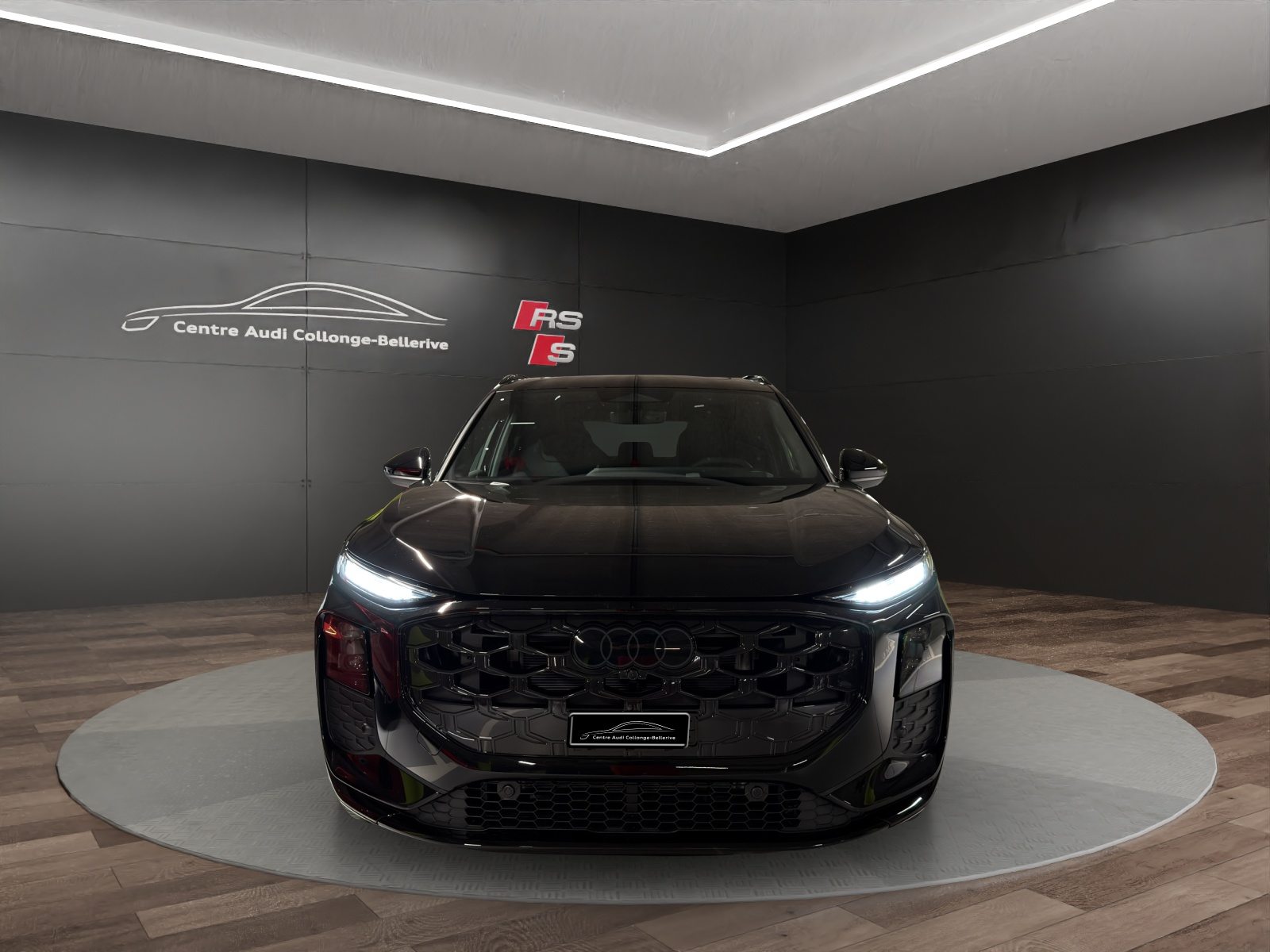 AUDI Q3 SUV e-hybrid 200 kW, Hybride Integrale Benzina/Elettrica, Auto nuove, Automatico - 2