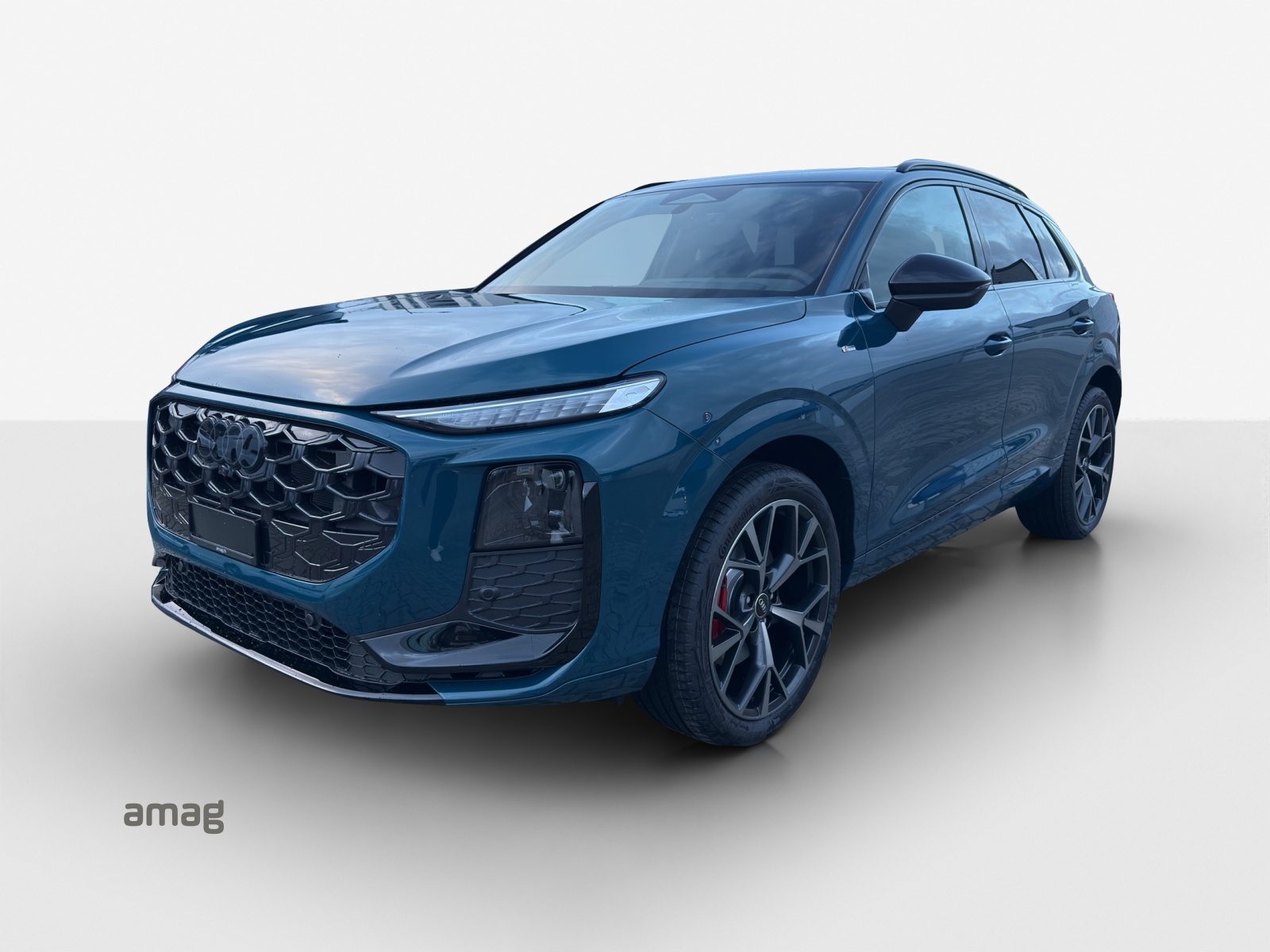AUDI Q3 SUV TFSI 195 kW