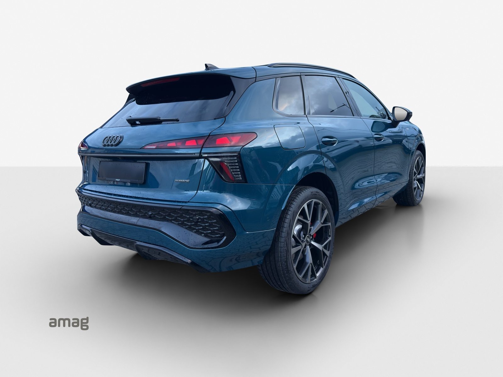 AUDI Q3 SUV TFSI 195 kW, Essence, Voiture nouvelle, Automatique - 6