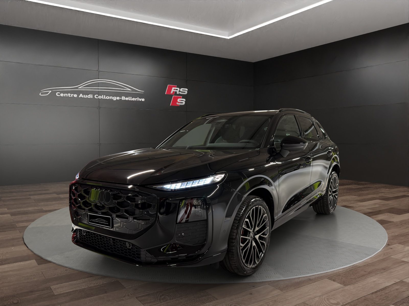 AUDI Q3 SUV TFSI 110 kW