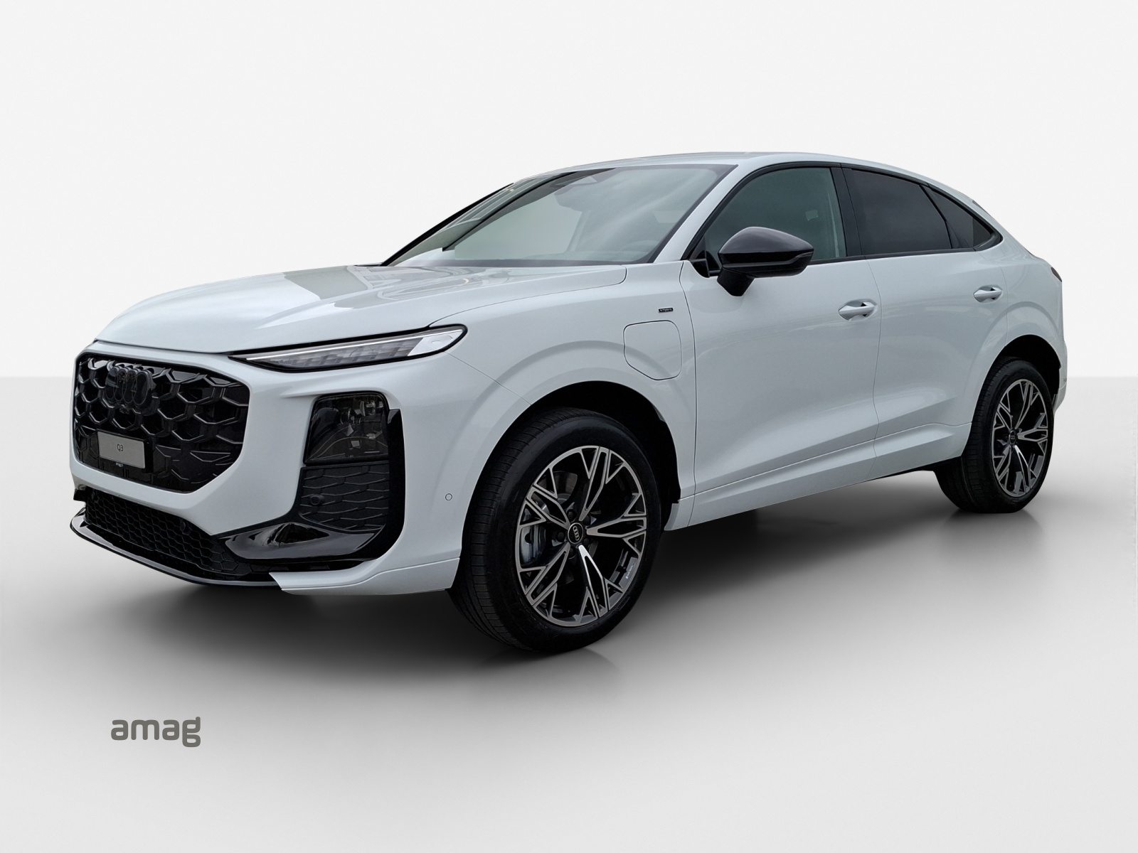 AUDI Q3 SB e-hybrid 200 kW