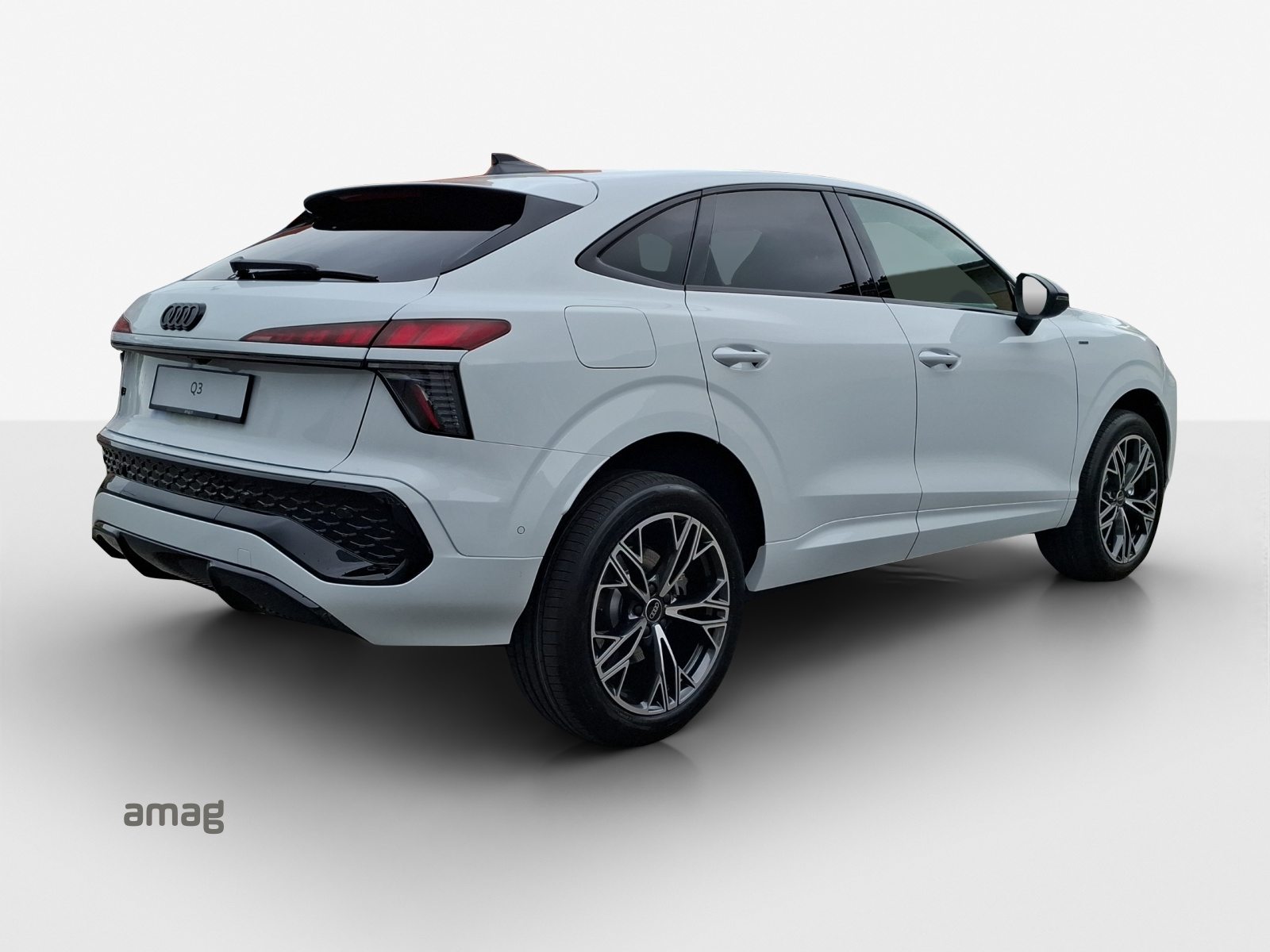 AUDI Q3 SB e-hybrid 200 kW, Hybride Intégral Essence/Électricité, Voiture nouvelle, Automatique - 5