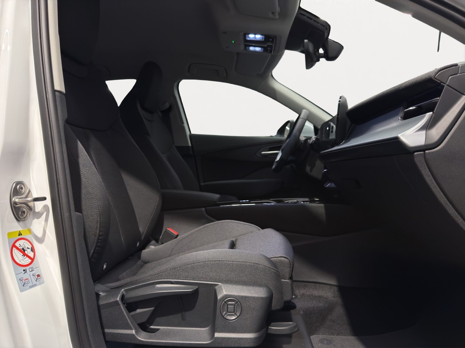 AUDI Q3 SB TFSI 110 kW, Essence, Voiture nouvelle, Automatique - 7