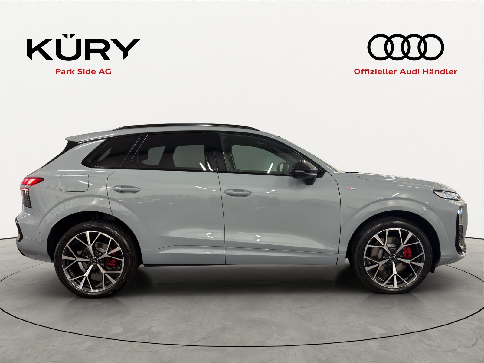 AUDI Q3 SUV TFSI 150 kW, Essence, Voiture nouvelle, Automatique - 3