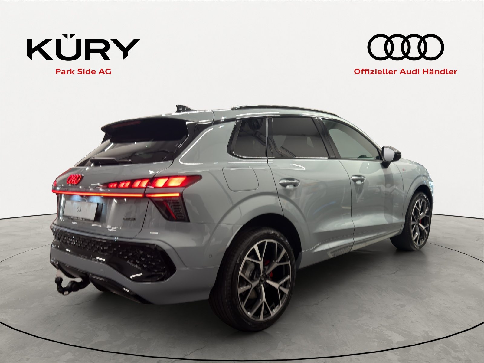 AUDI Q3 SUV TFSI 150 kW, Essence, Voiture nouvelle, Automatique - 4