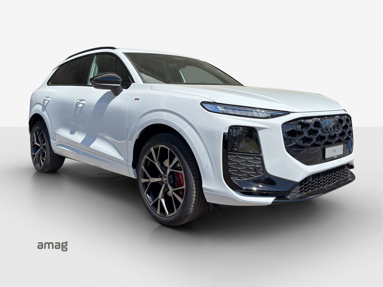 AUDI Q3 SUV TFSI 110 kW, Essence, Voiture nouvelle, Automatique - 6