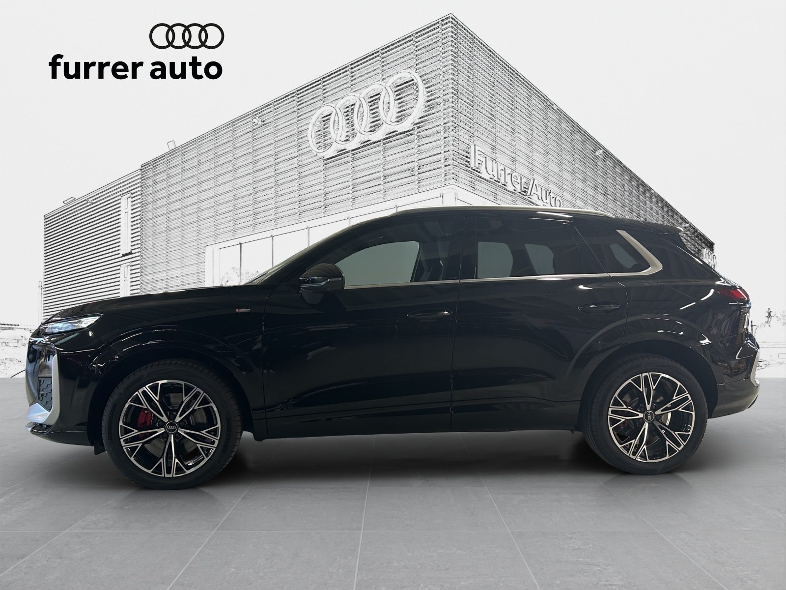 AUDI Q3 SUV TFSI 195 kW, Benzin, Neuwagen, Automatik - 2