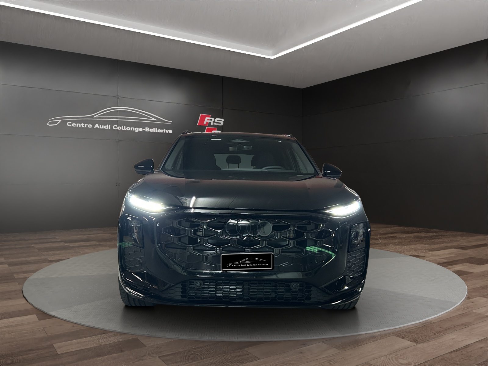 AUDI Q3 SUV TFSI 195 kW, Benzina, Auto nuove, Automatico - 2