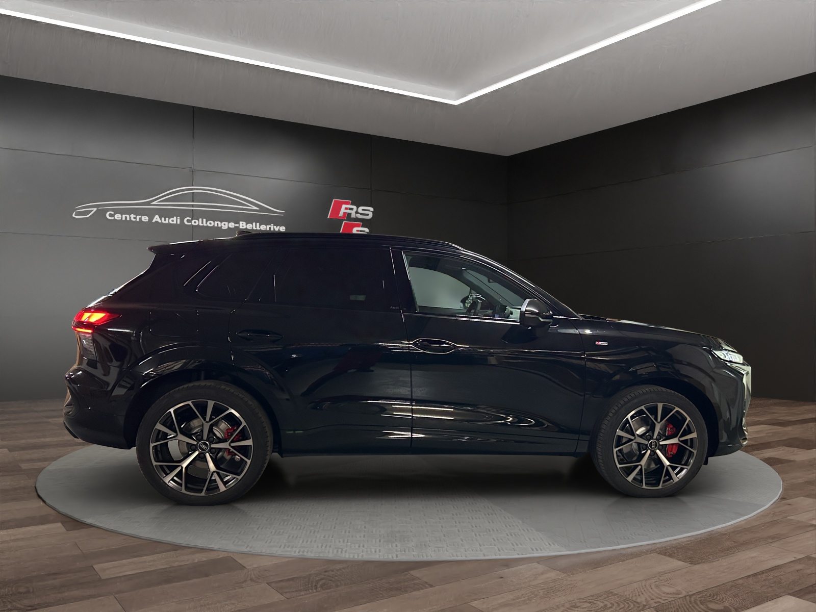 AUDI Q3 SUV TFSI 195 kW, Benzina, Auto nuove, Automatico - 7